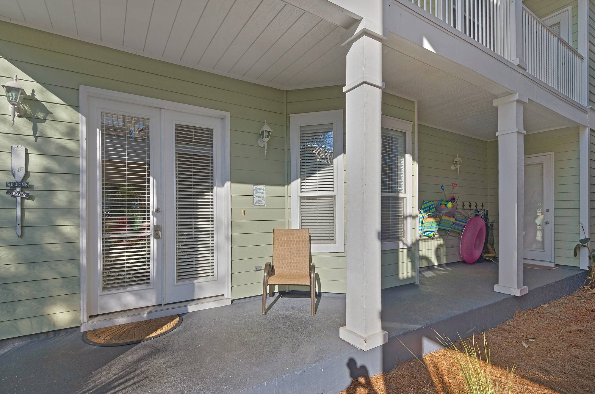 lower deck at the Mermaid Cottage