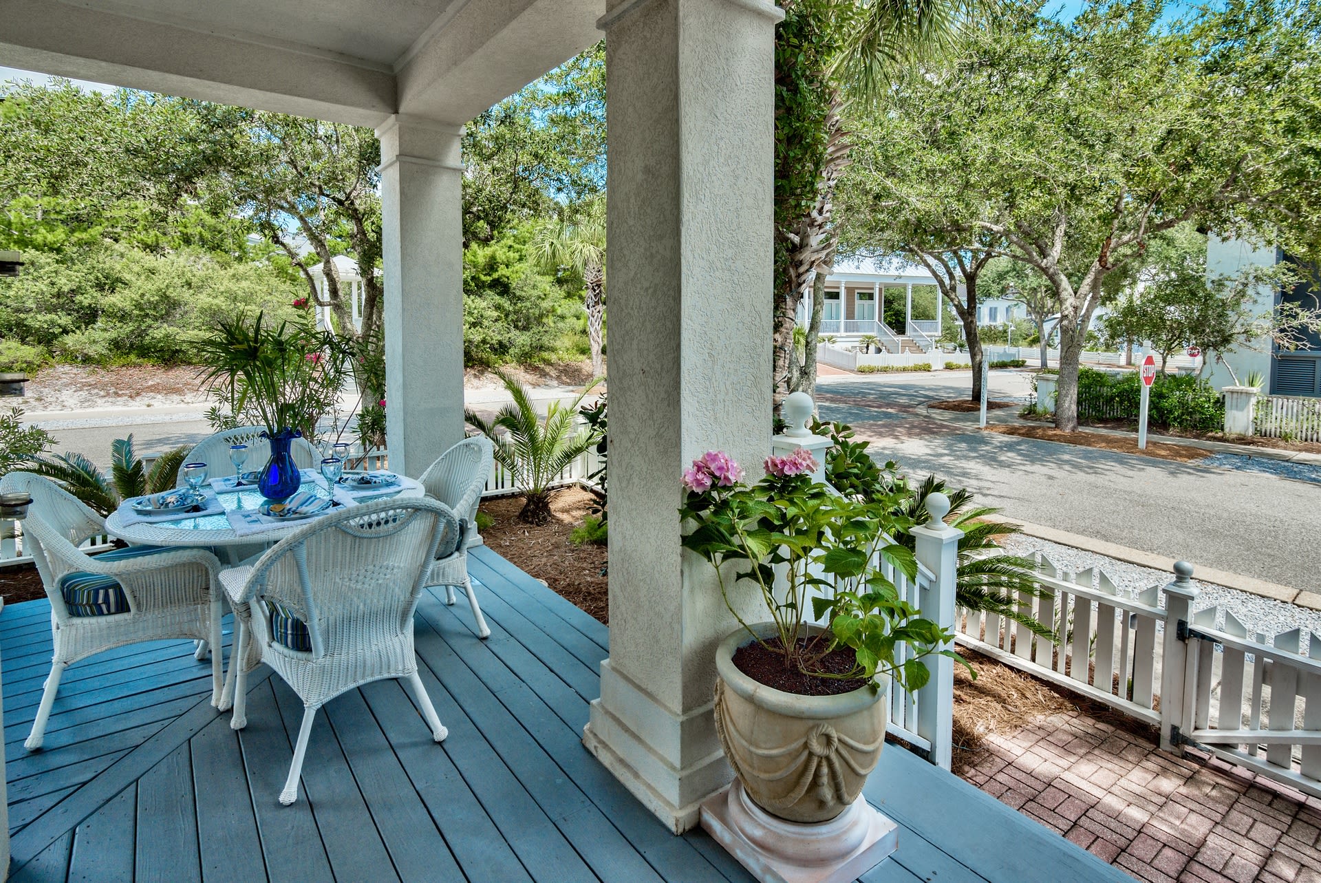 BREAKFAST OR COCKTAILS RELAXING ON THE VERANDA