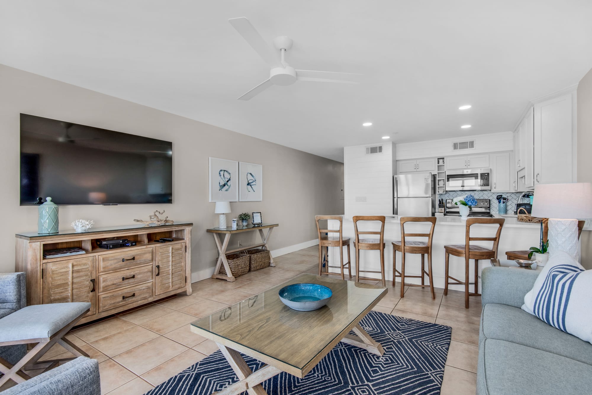 Open views from kitchen area
