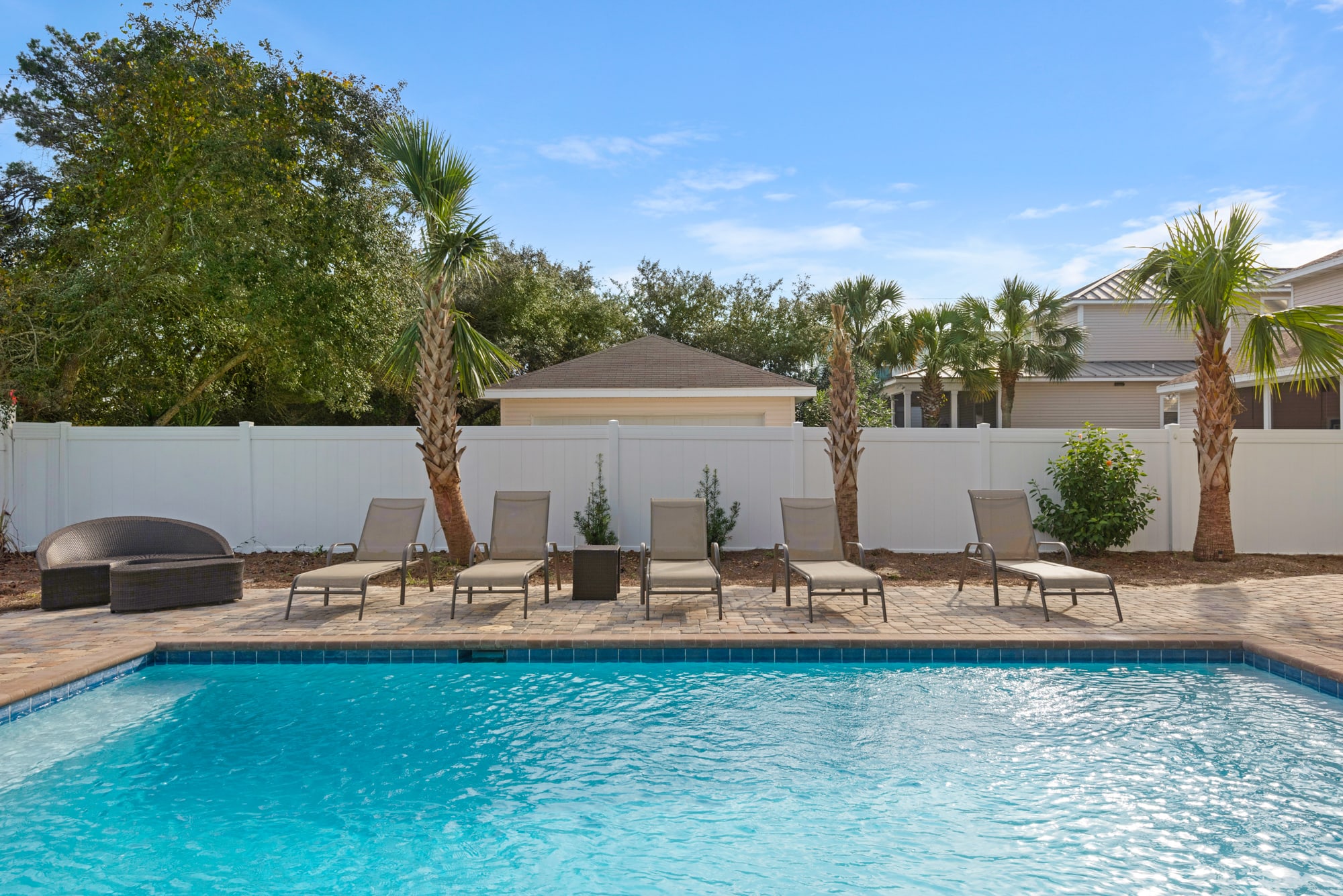 Large pool area with plenty of seating for everyone