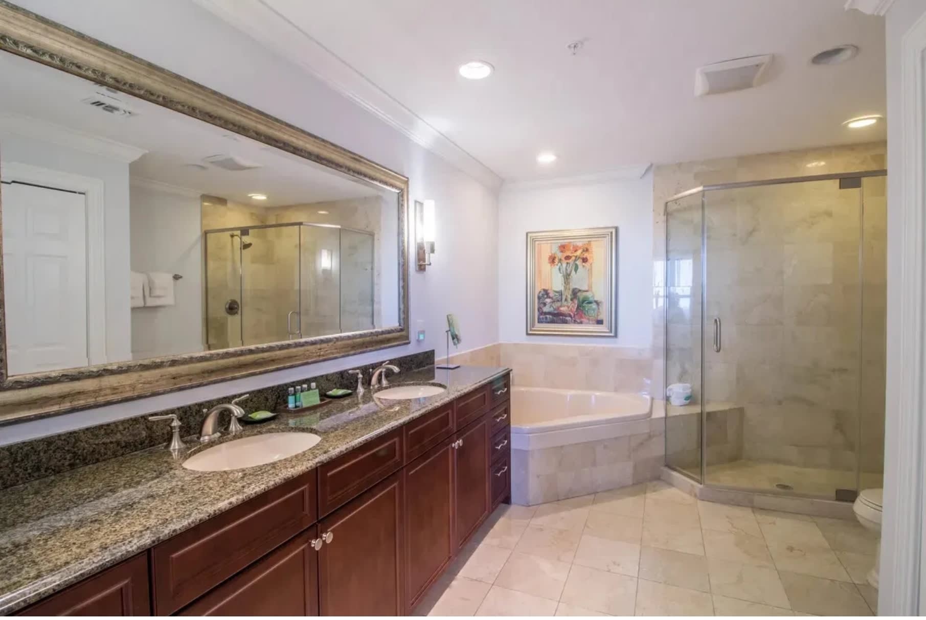 Large bathroom in our 3bd / 3ba with big tub, and stand up shower.