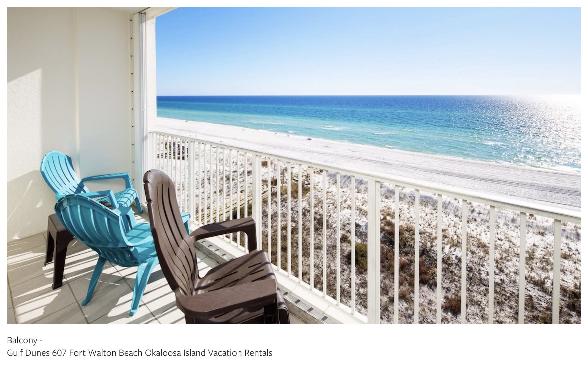 Breathtaking view of the ocean from the balcony!