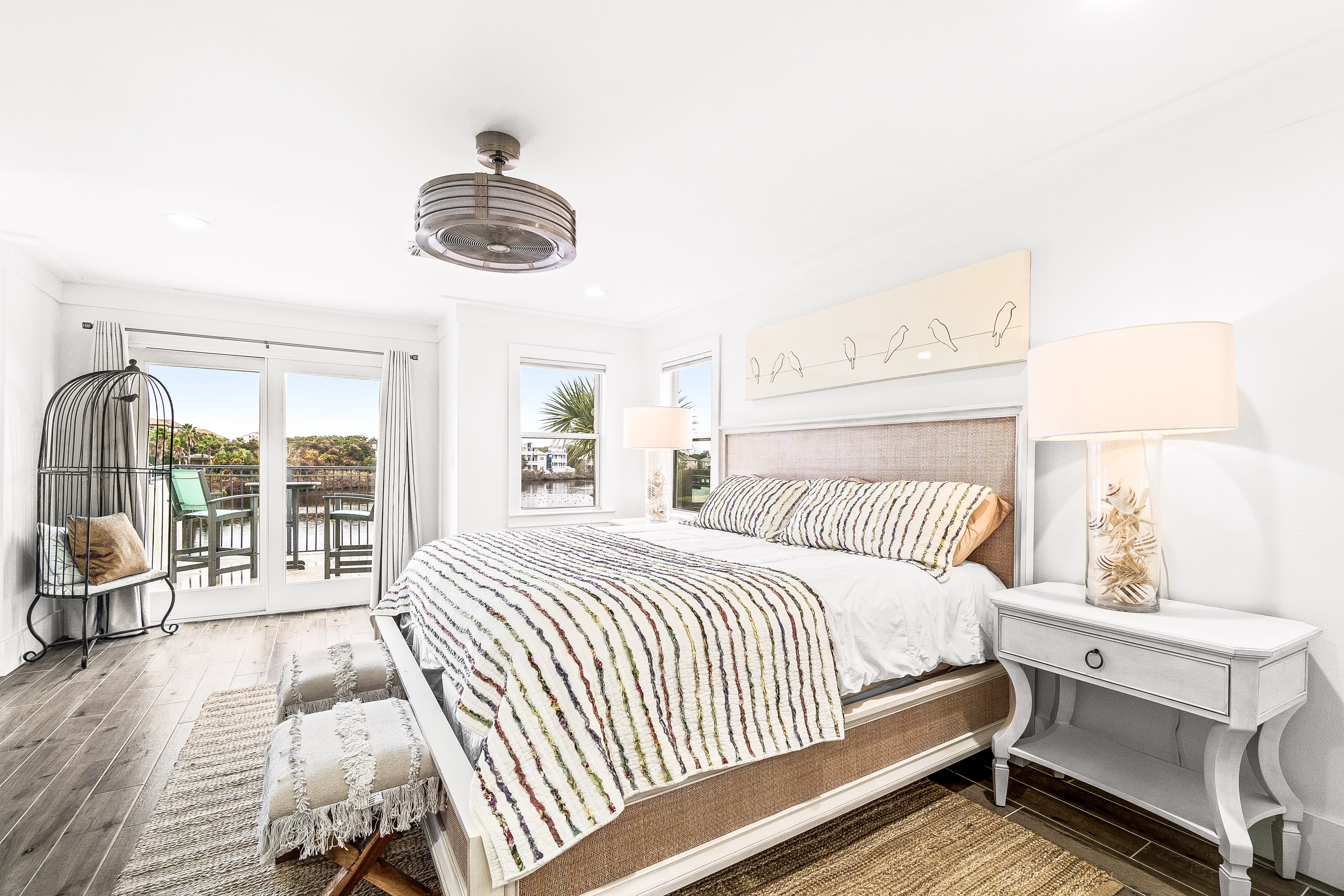 2nd floor king bedroom