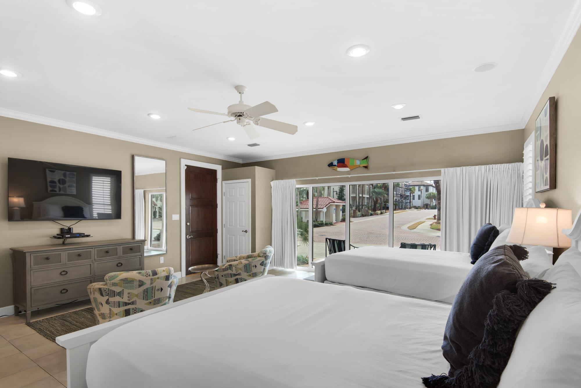 SECOND BEDROOM WITH TWO QUEEN BEDS