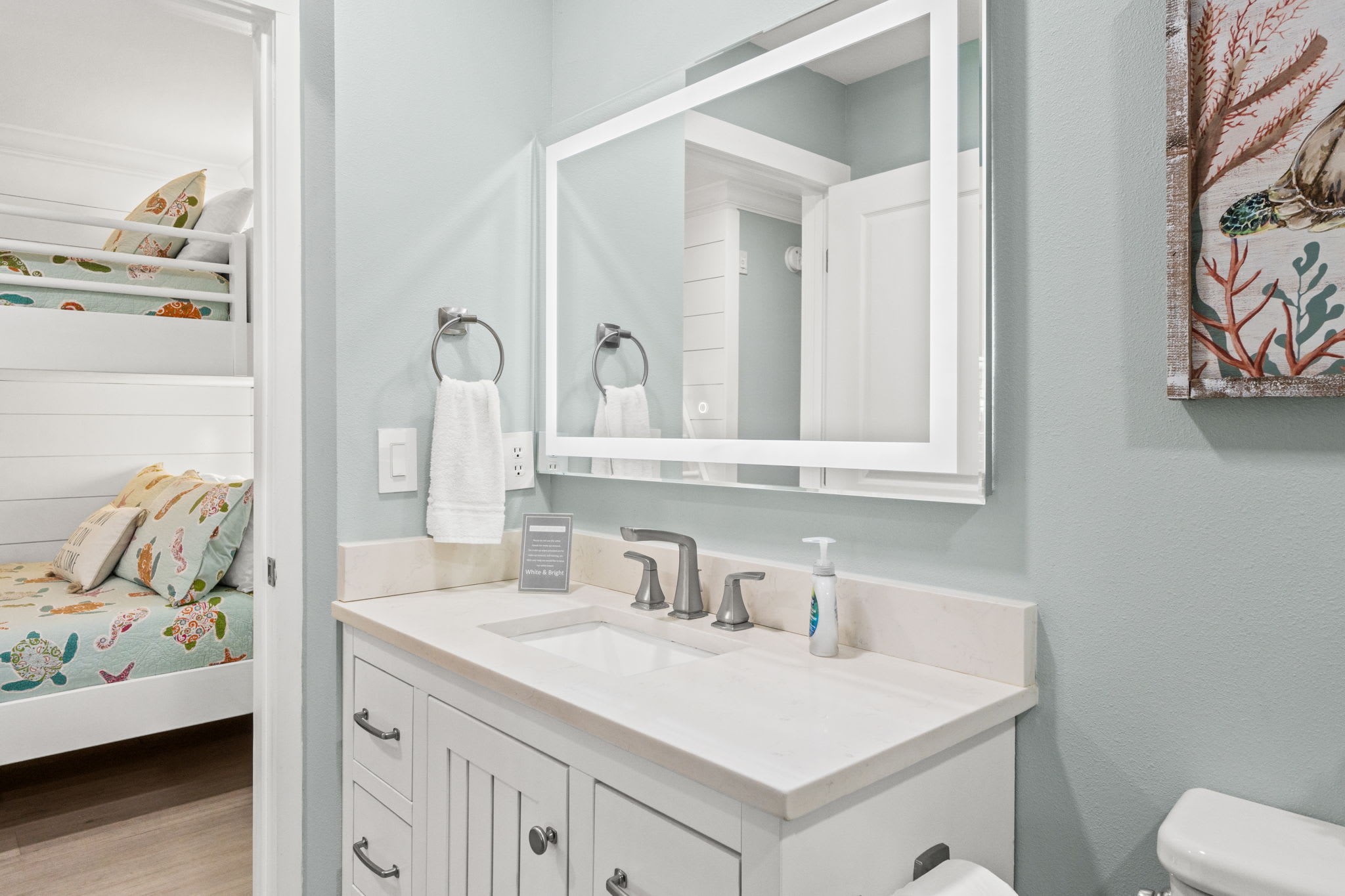 Beach Retreat 108-Updated-Pet Friendly   _15