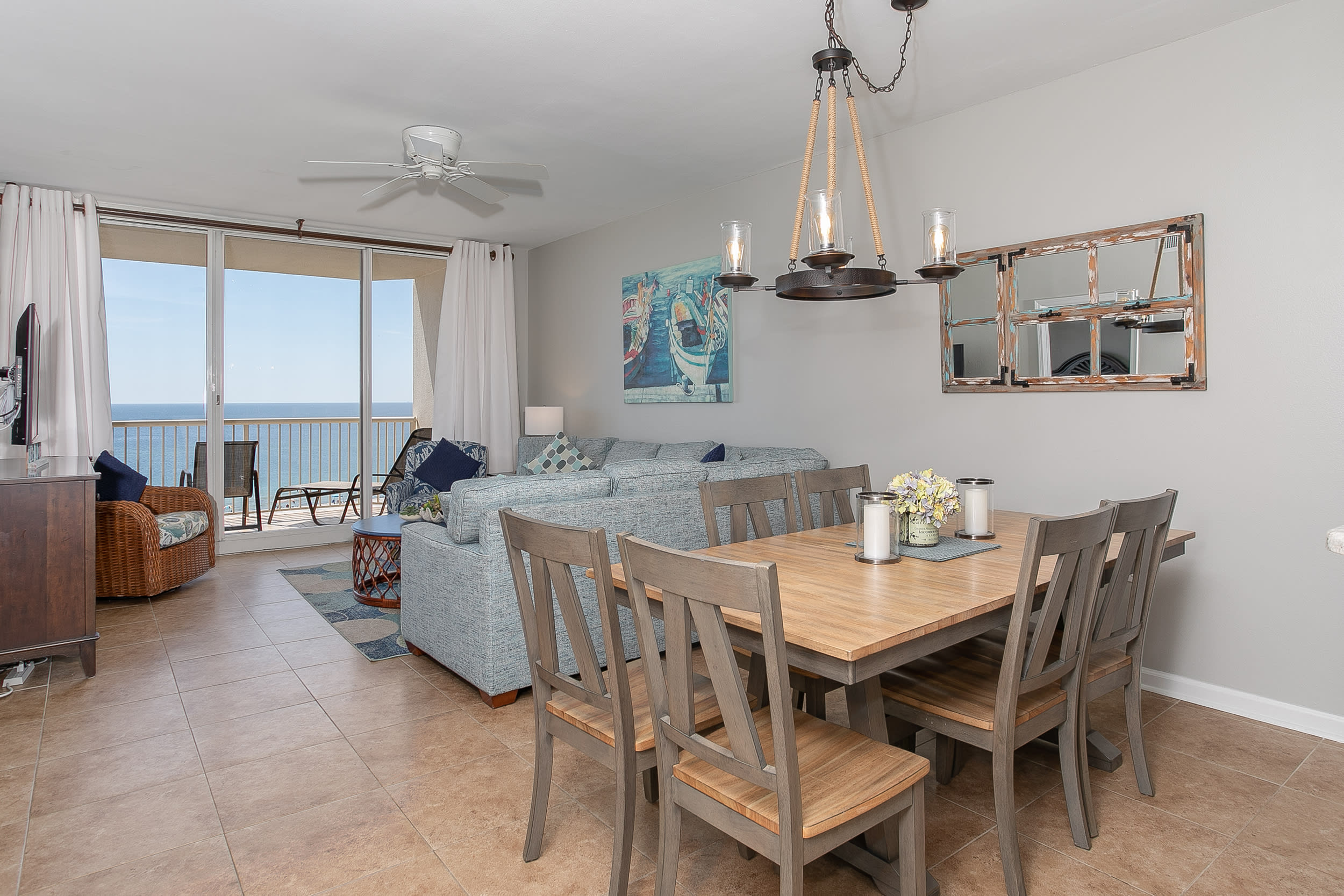 Dining Area (seats 6) and Living Room