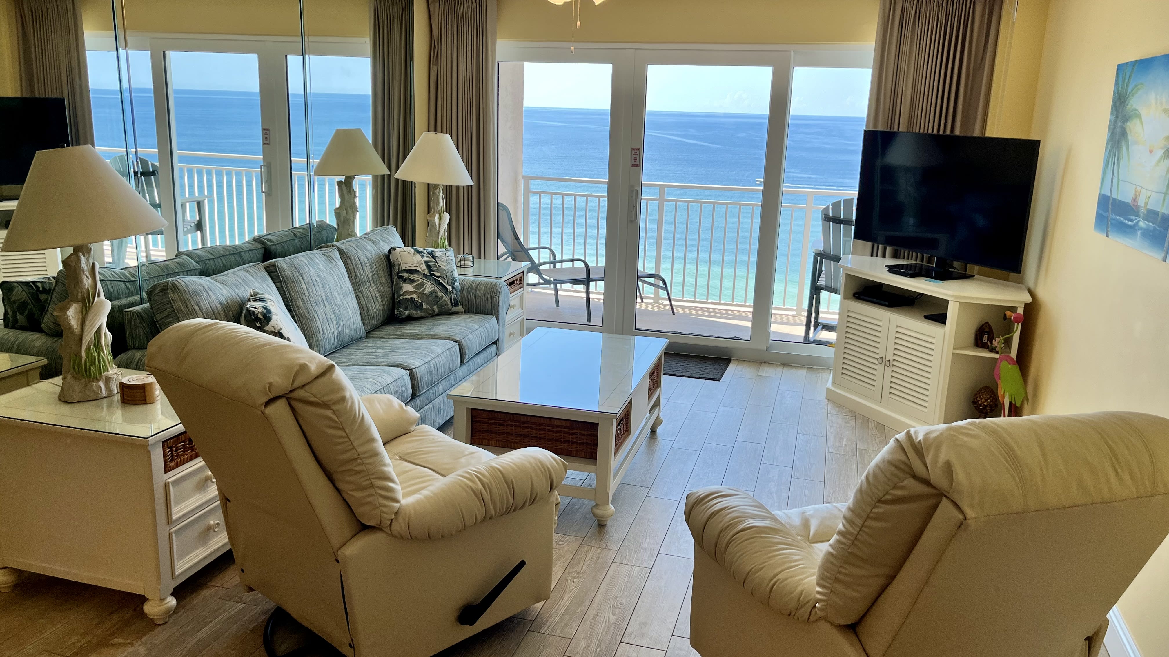 Family room with two recliners