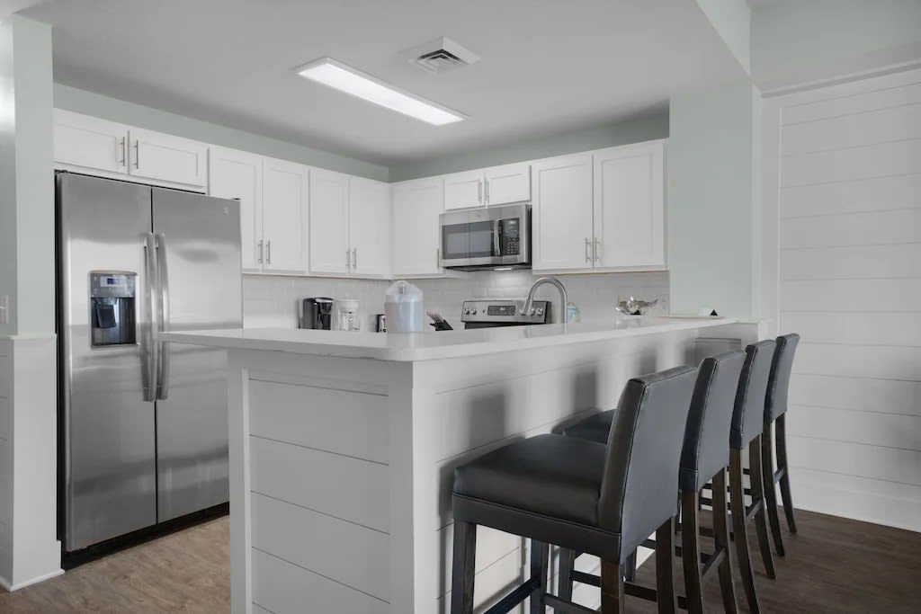 Quartz Counters in Kitchen