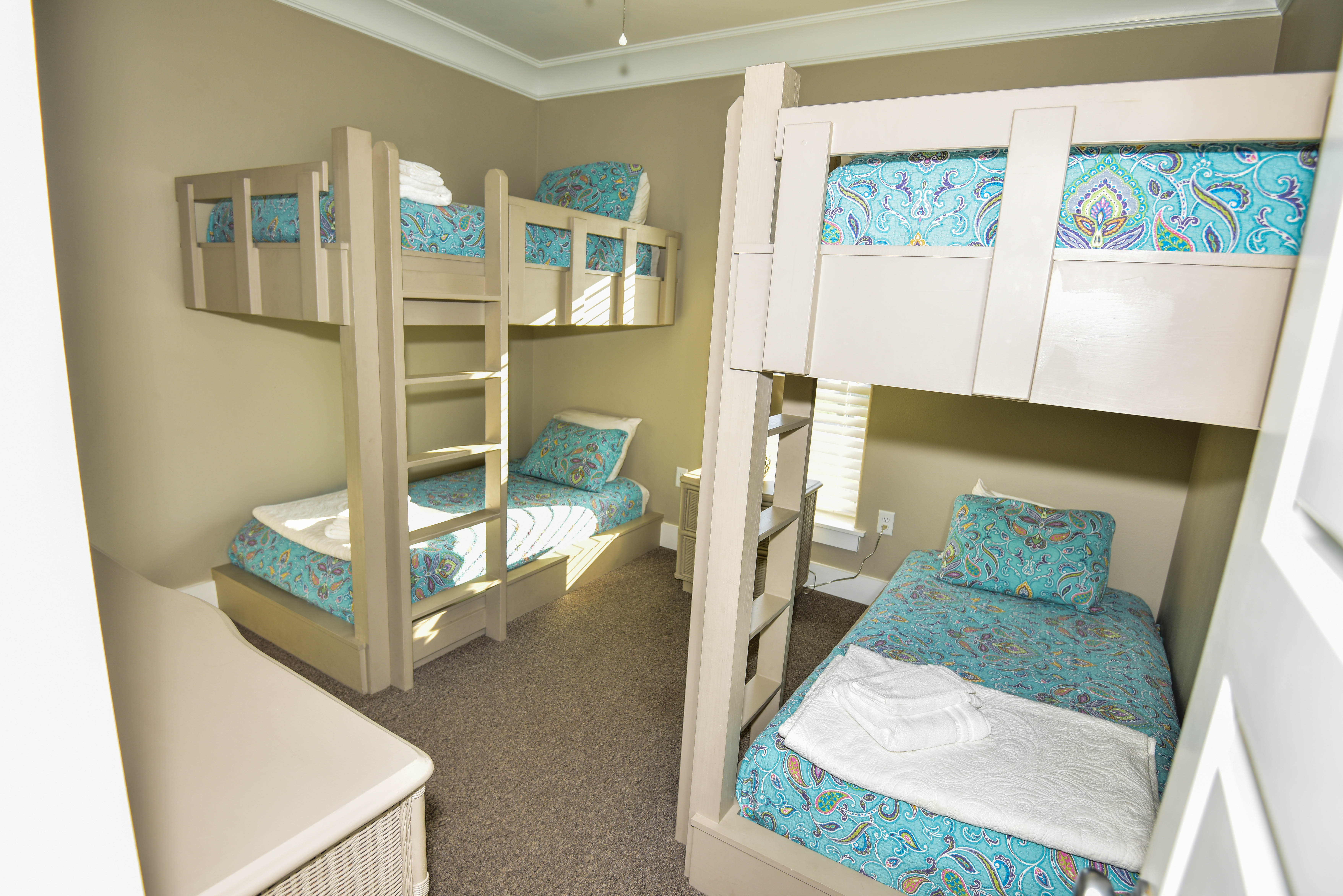 2ND FLOOR BUNKS - 4 TWINS - HAS IT'S OWN BATHROOM           