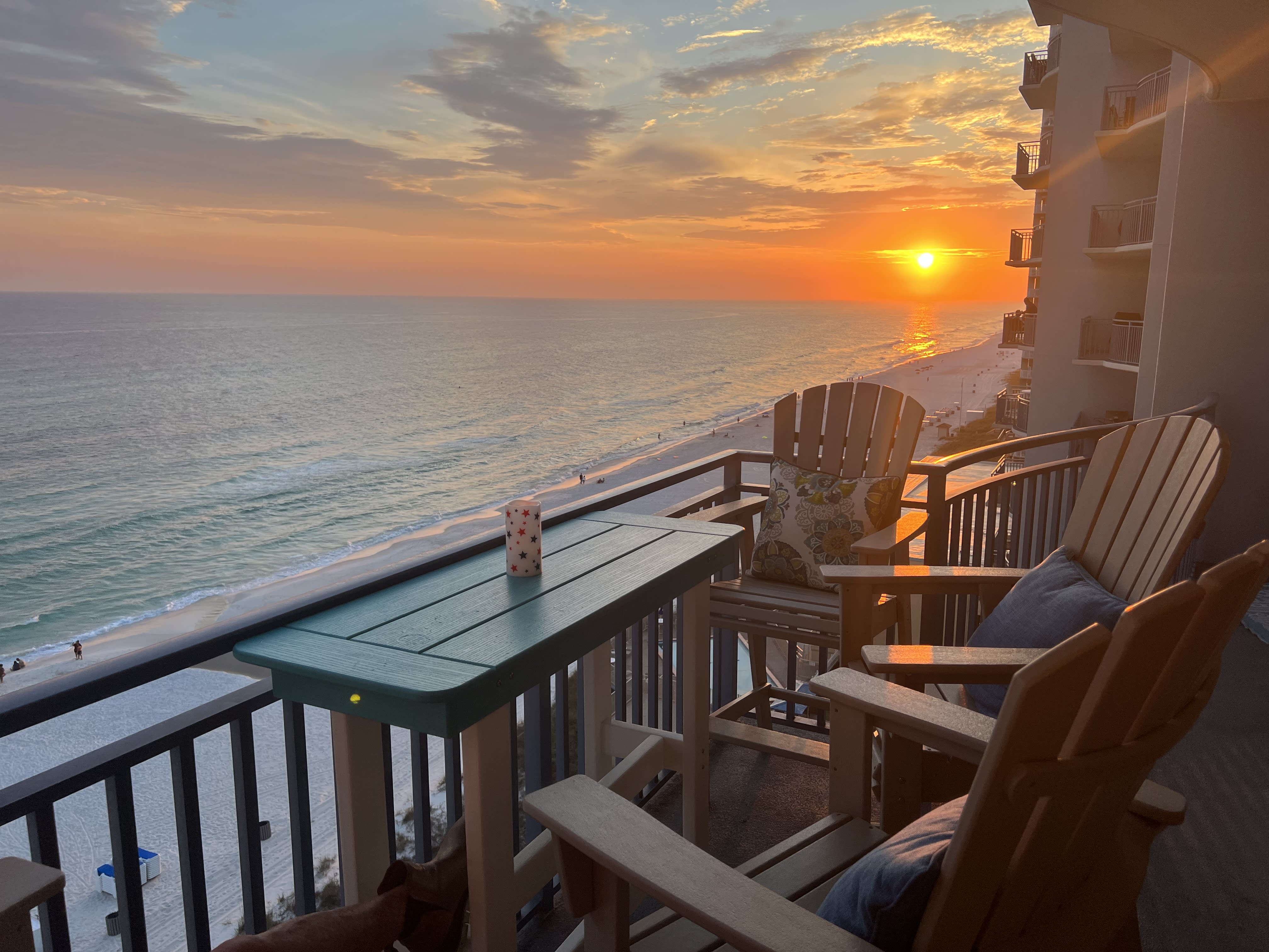 Free Sunsets with Your Stay 