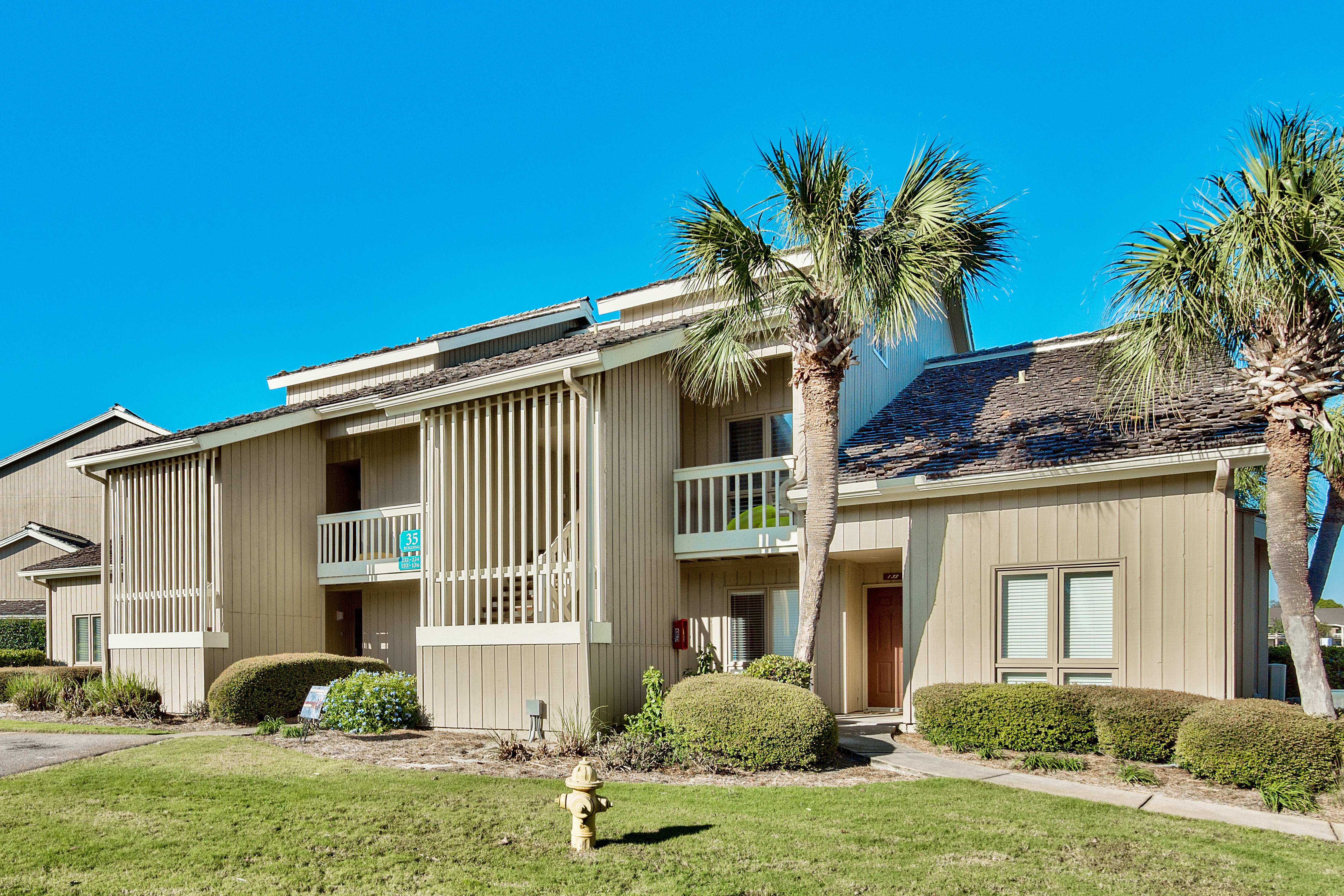 Welcome to Lakefront 135