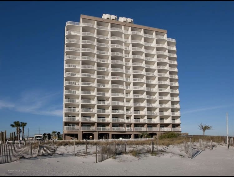 Every unit is Gulf front!