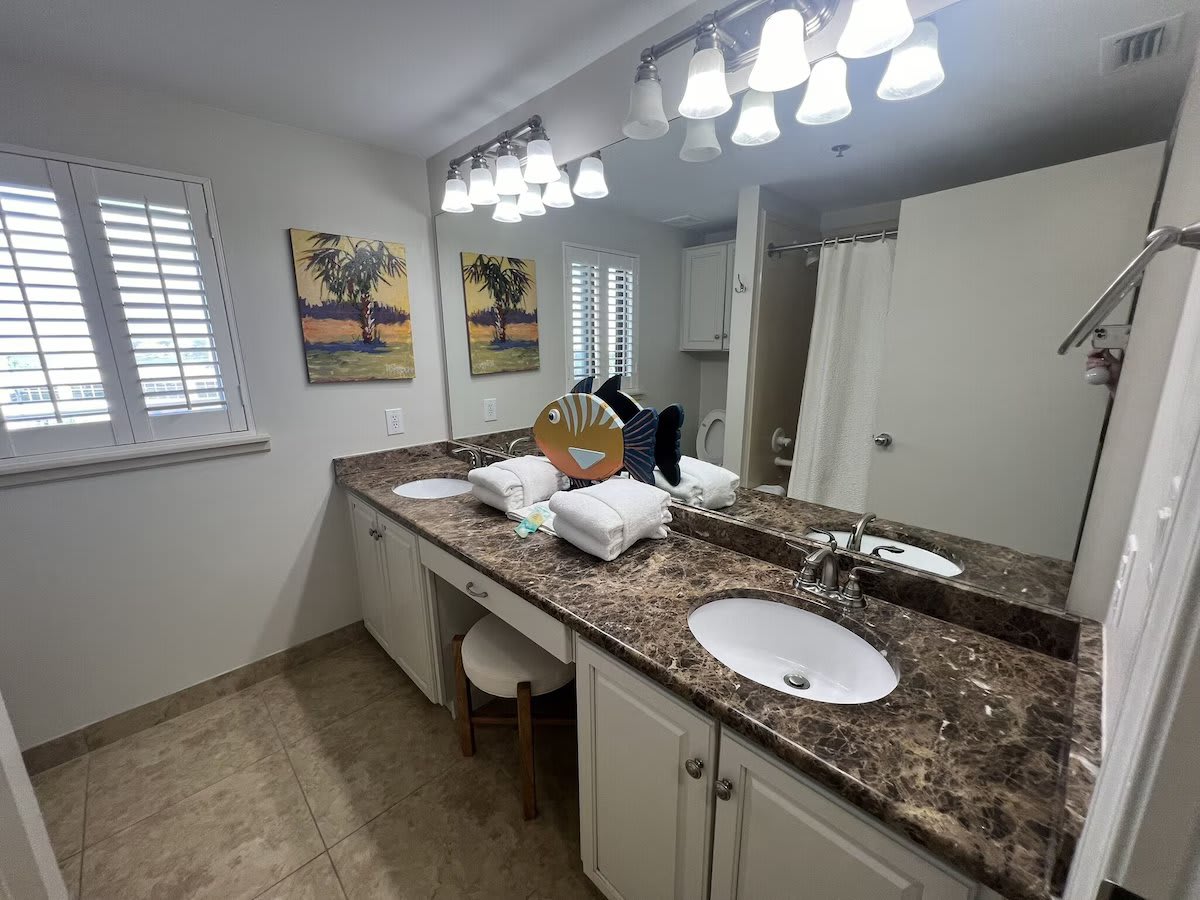 2nd Bedroom Adjoining Bathroom