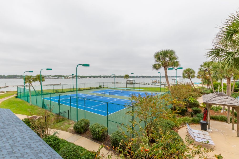 Tennis/Pickle Ball Courts, 2 Fishing and Boat Docks