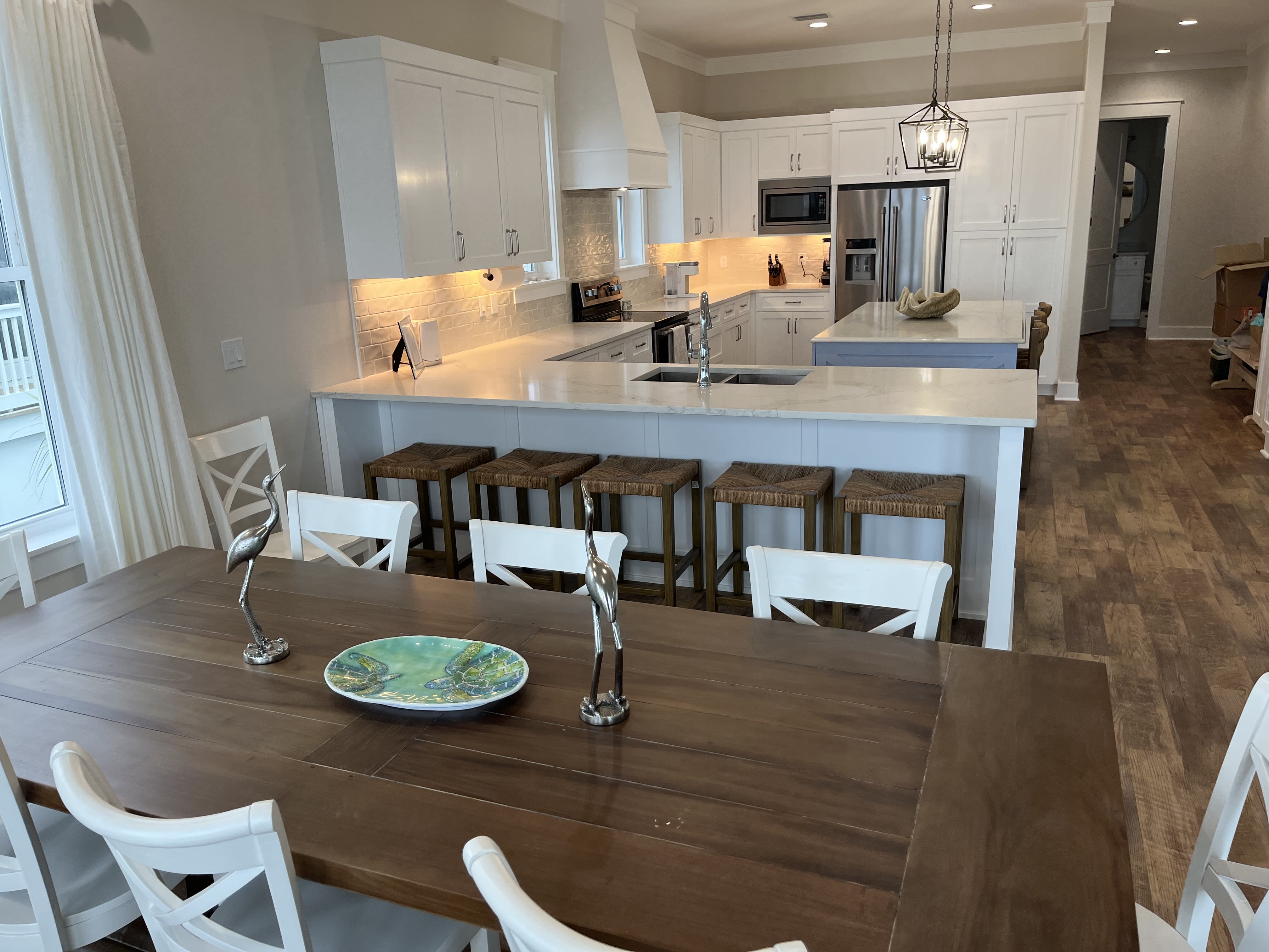 Dining &amp; kitchen