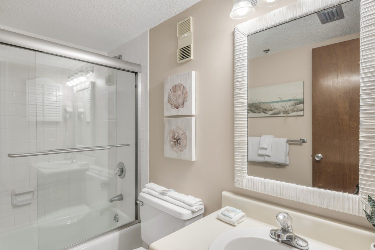 Second bathroom with shower/tub combo