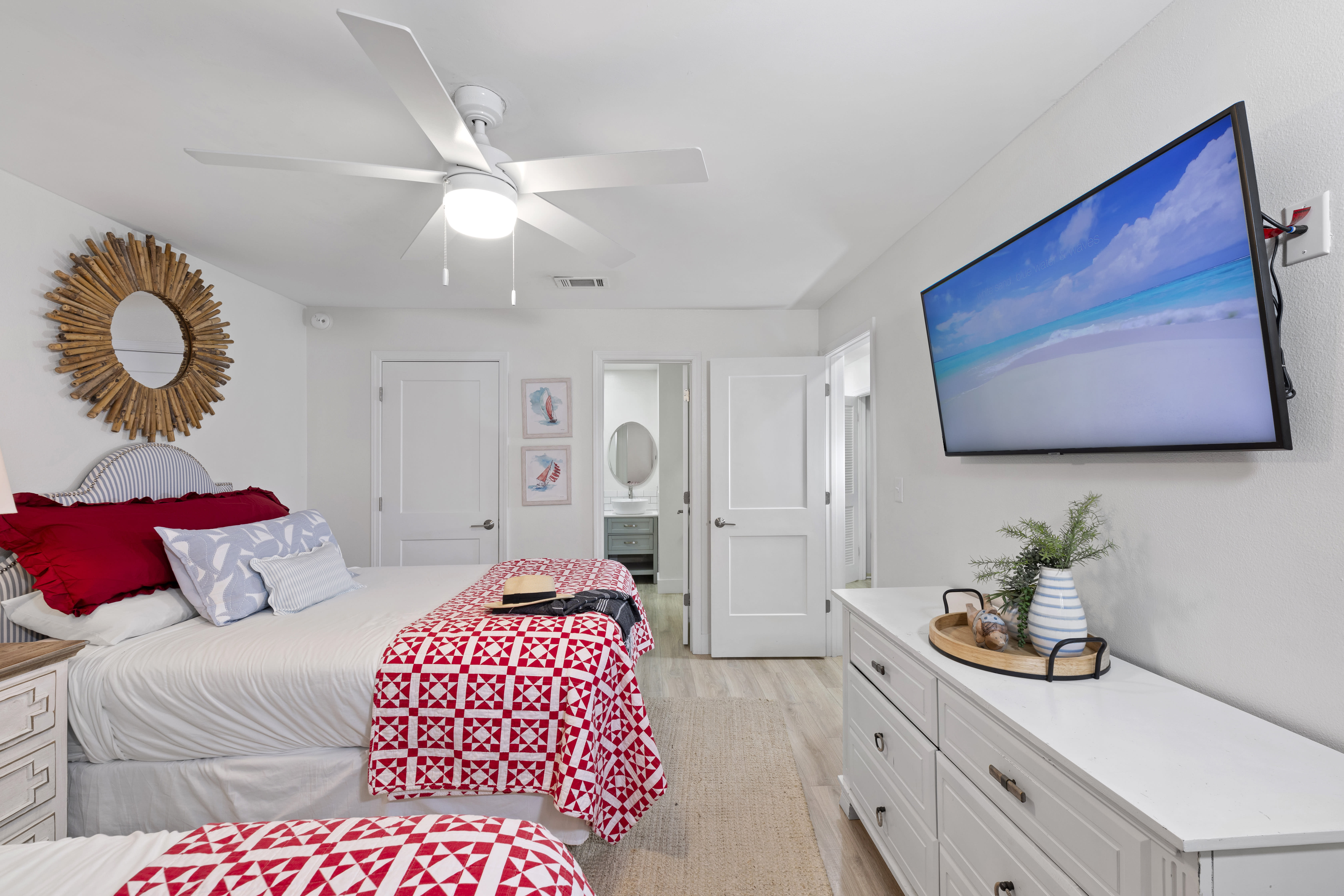 Guest bedroom with 50" streaming TV