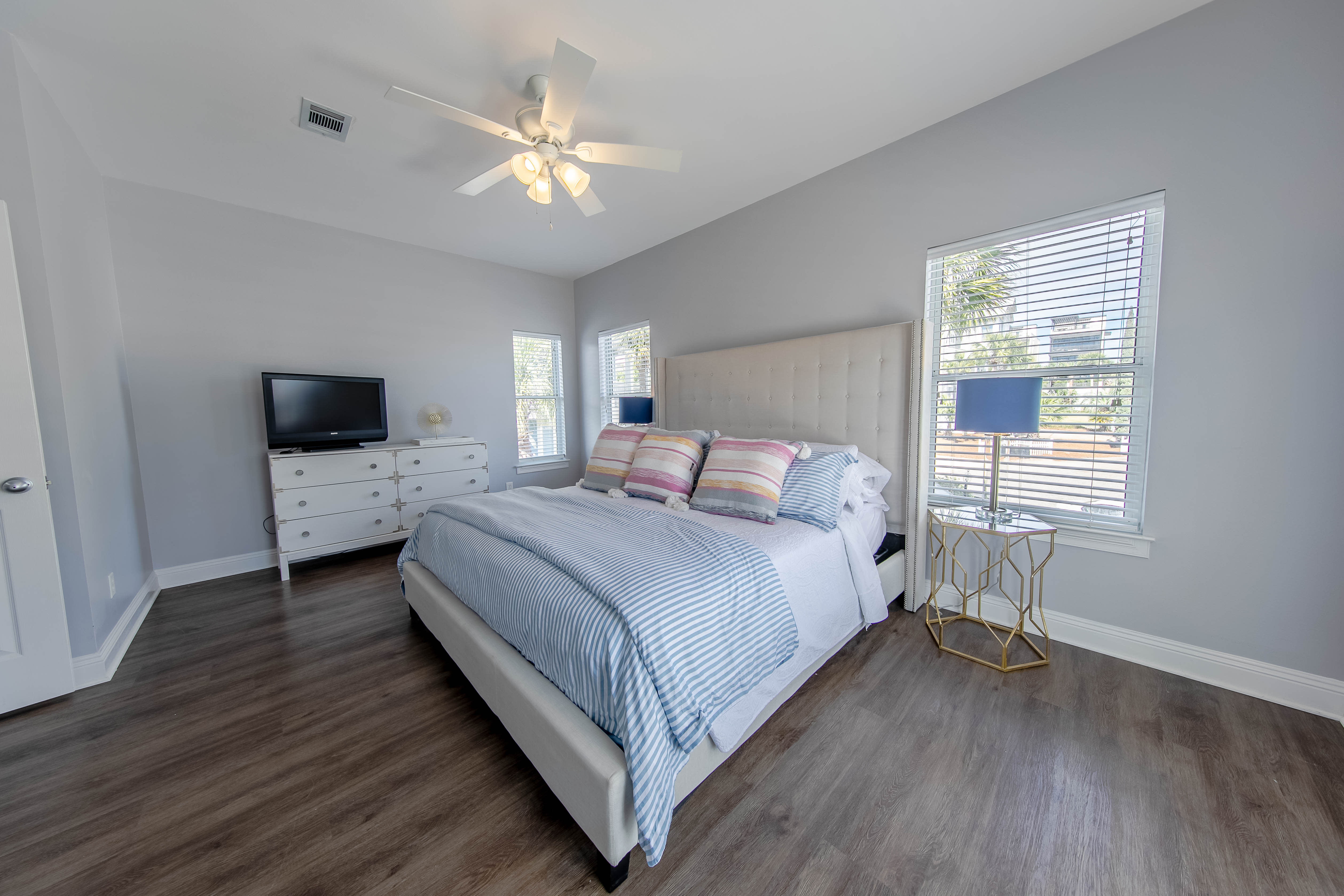 King bedroom 3 second floor -outdoor balcony