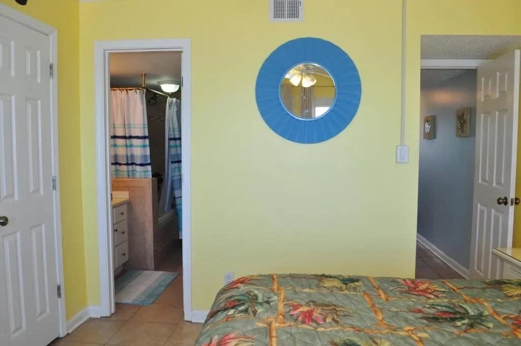 Master Bedroom-Bathroom View