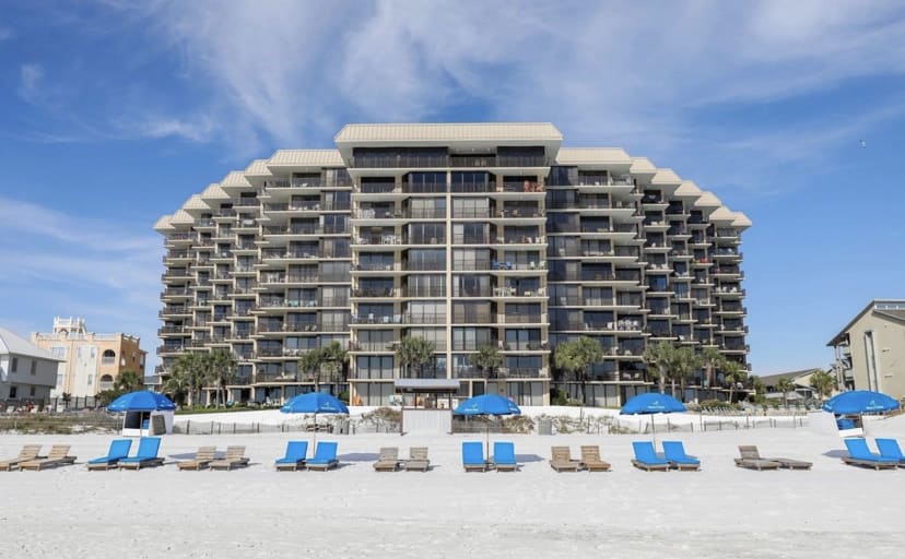 Private Beach (Never Crowded)!