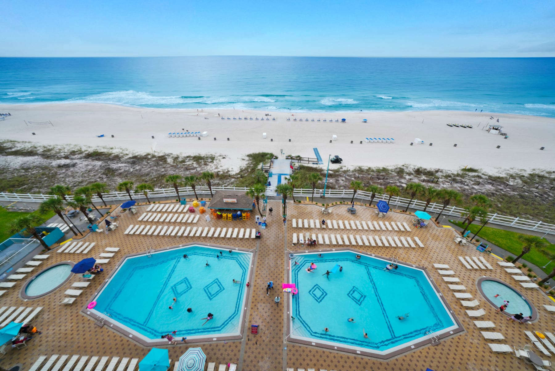 4 pools including one heated pool and 2 kiddy pools