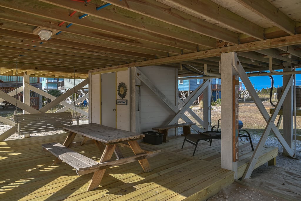 Under house sitting area