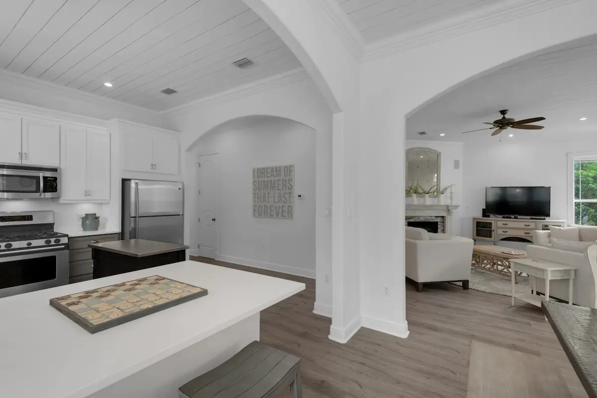 Vibe-15 Open floor plan with multiple seating and dining options ensures that your family's unique needs are met.