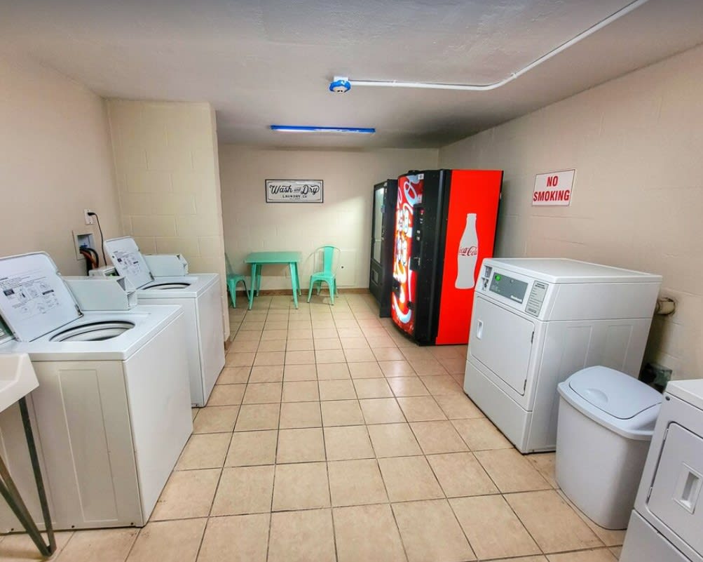 Laundry room just 30 steps from our front door