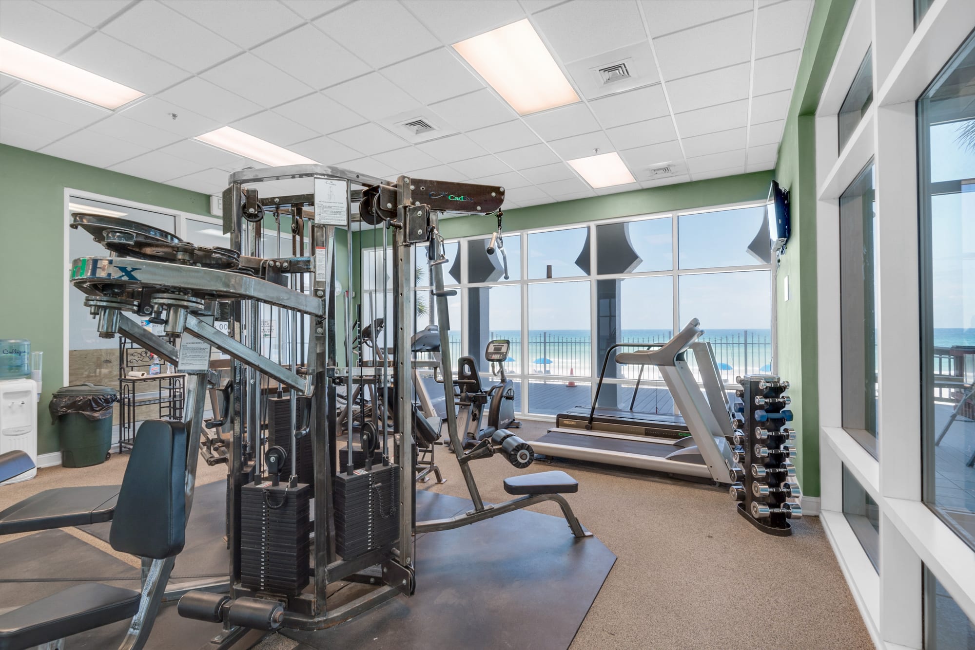 Workout room overlooking the ocean