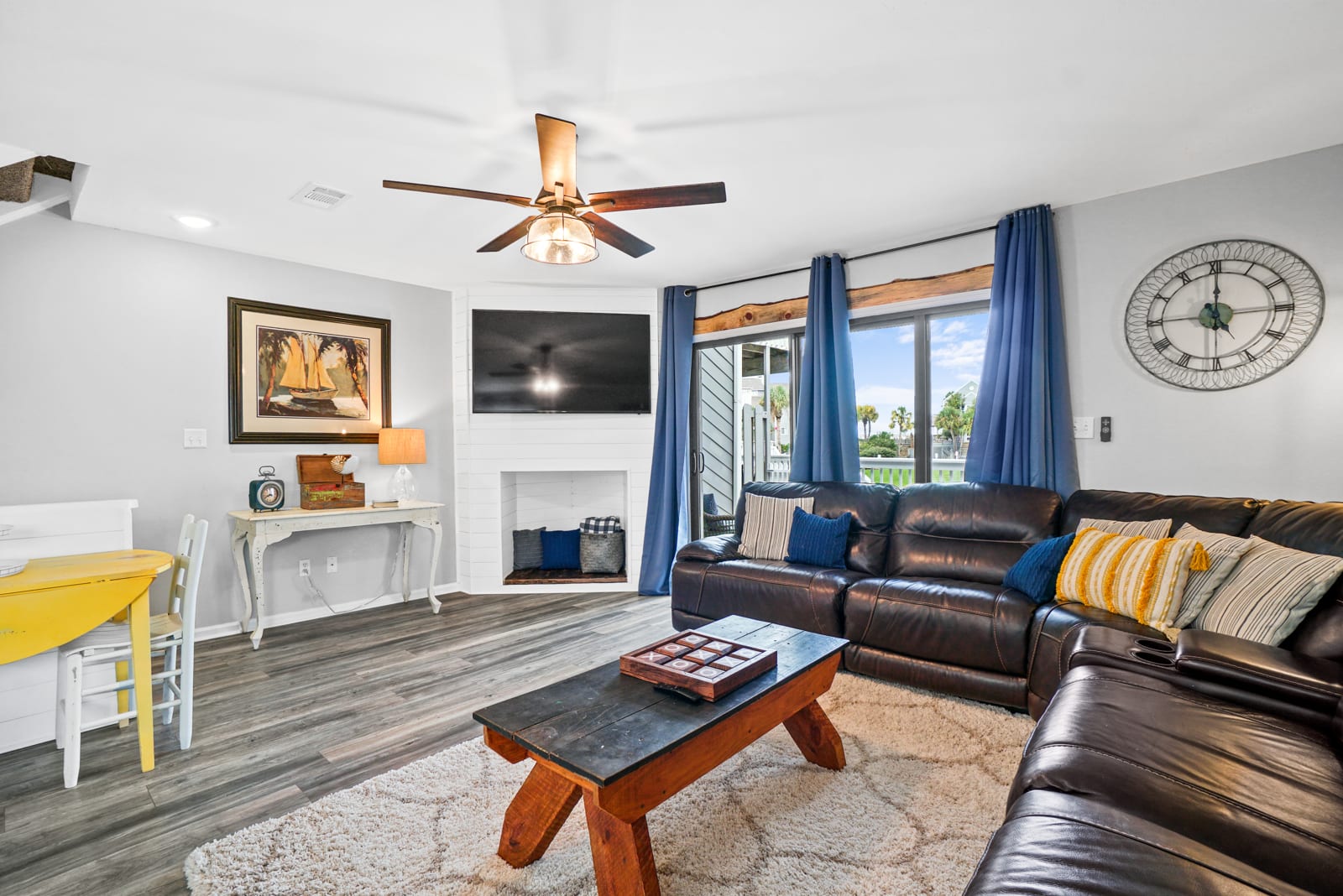 Living room family area 