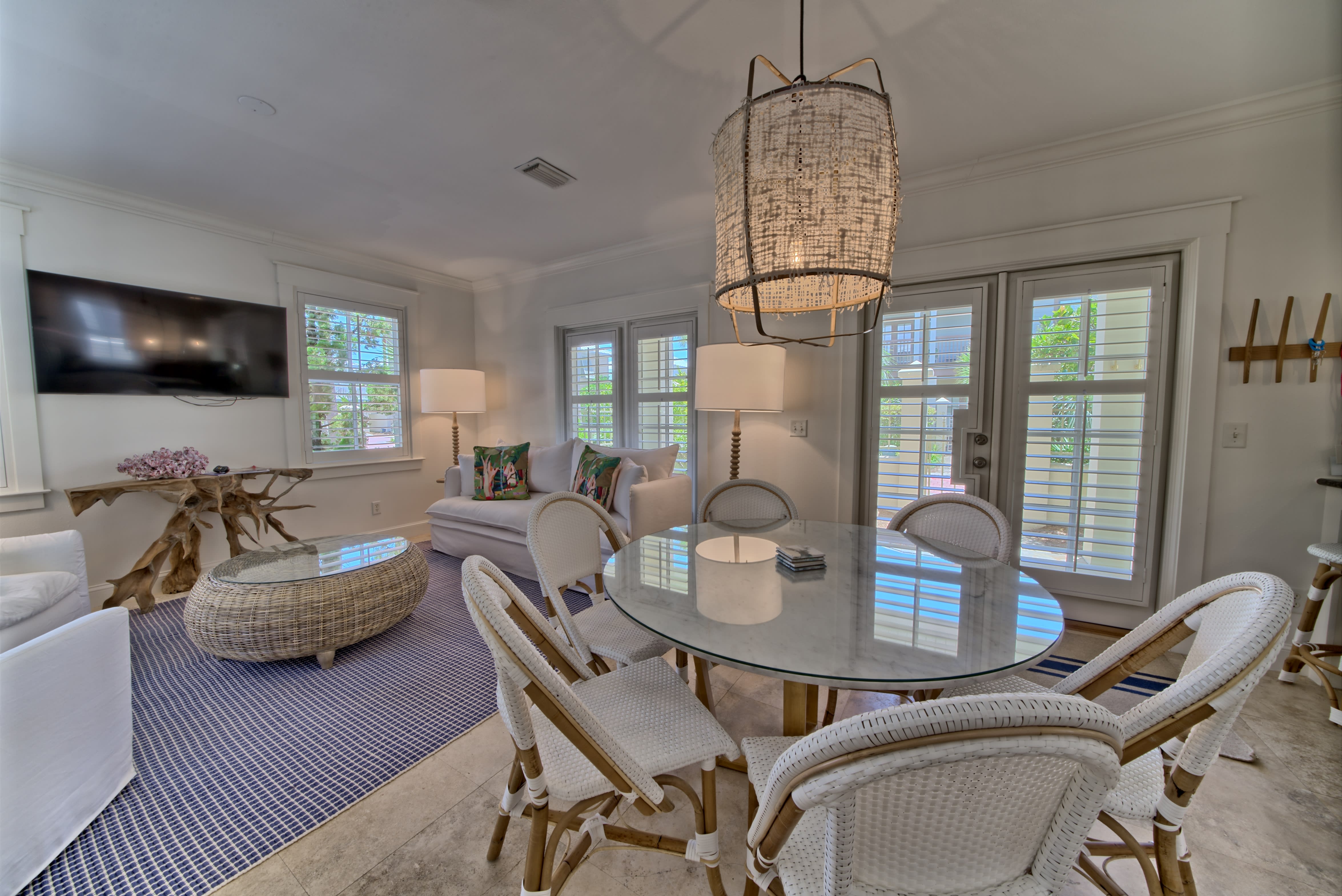 Kitchen Table seats 6 plus 2 bar stools.