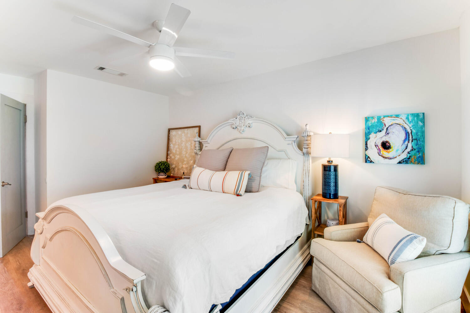 Primary bedroom with King bed and en suite bathroom