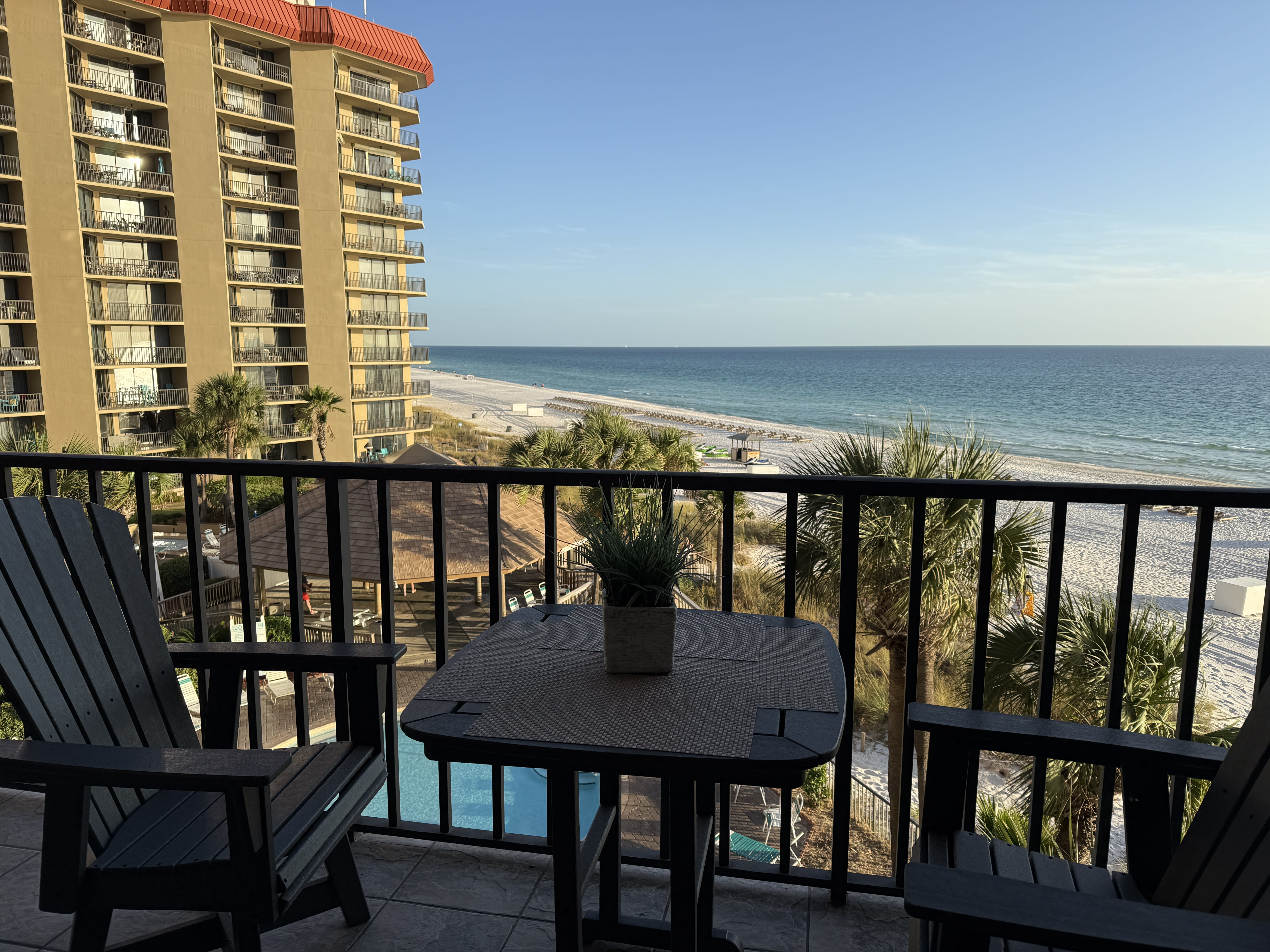 Summerhouse Condominiums Unit 414_25