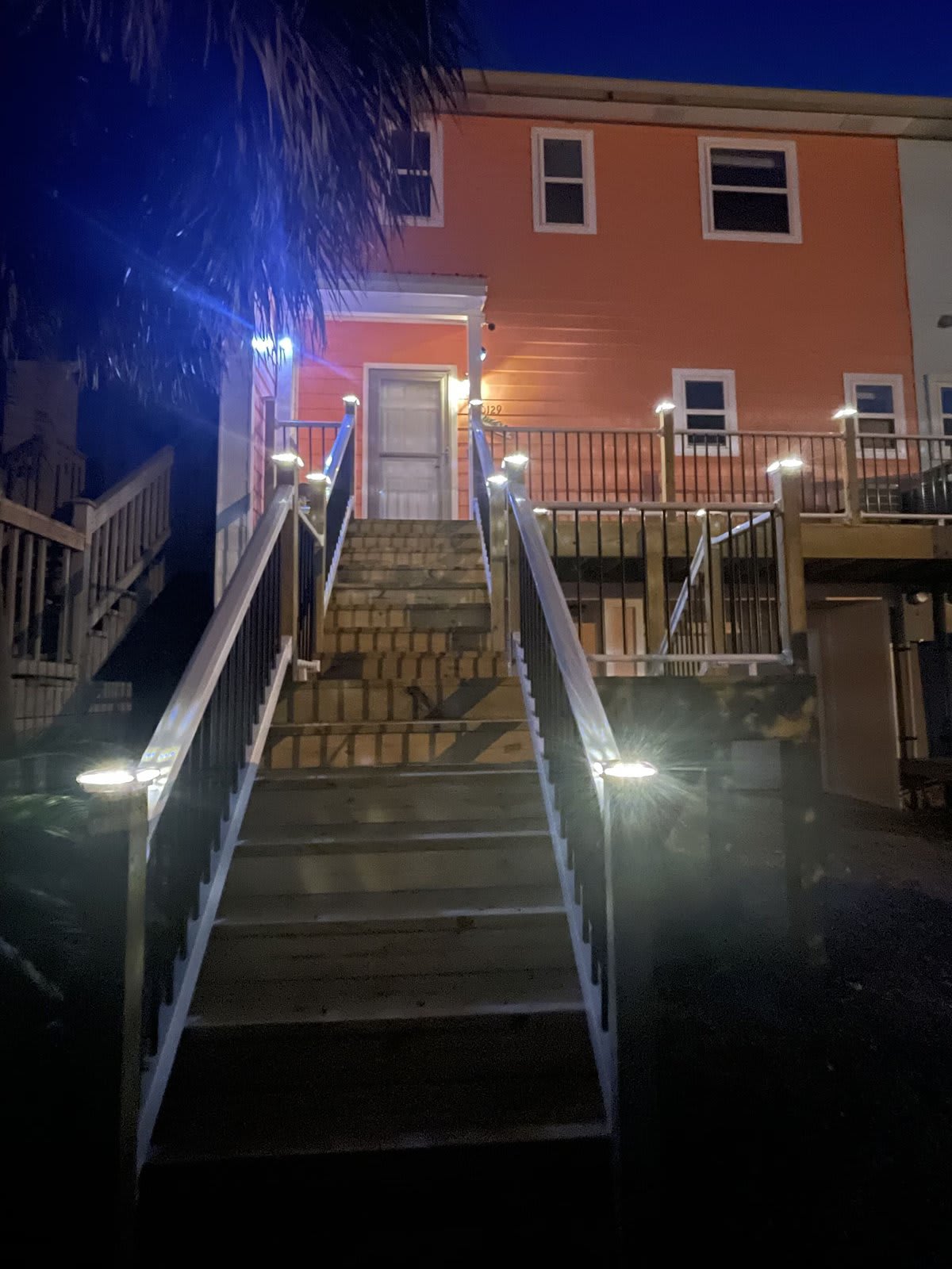 Outside View of the Condo/Townhouse