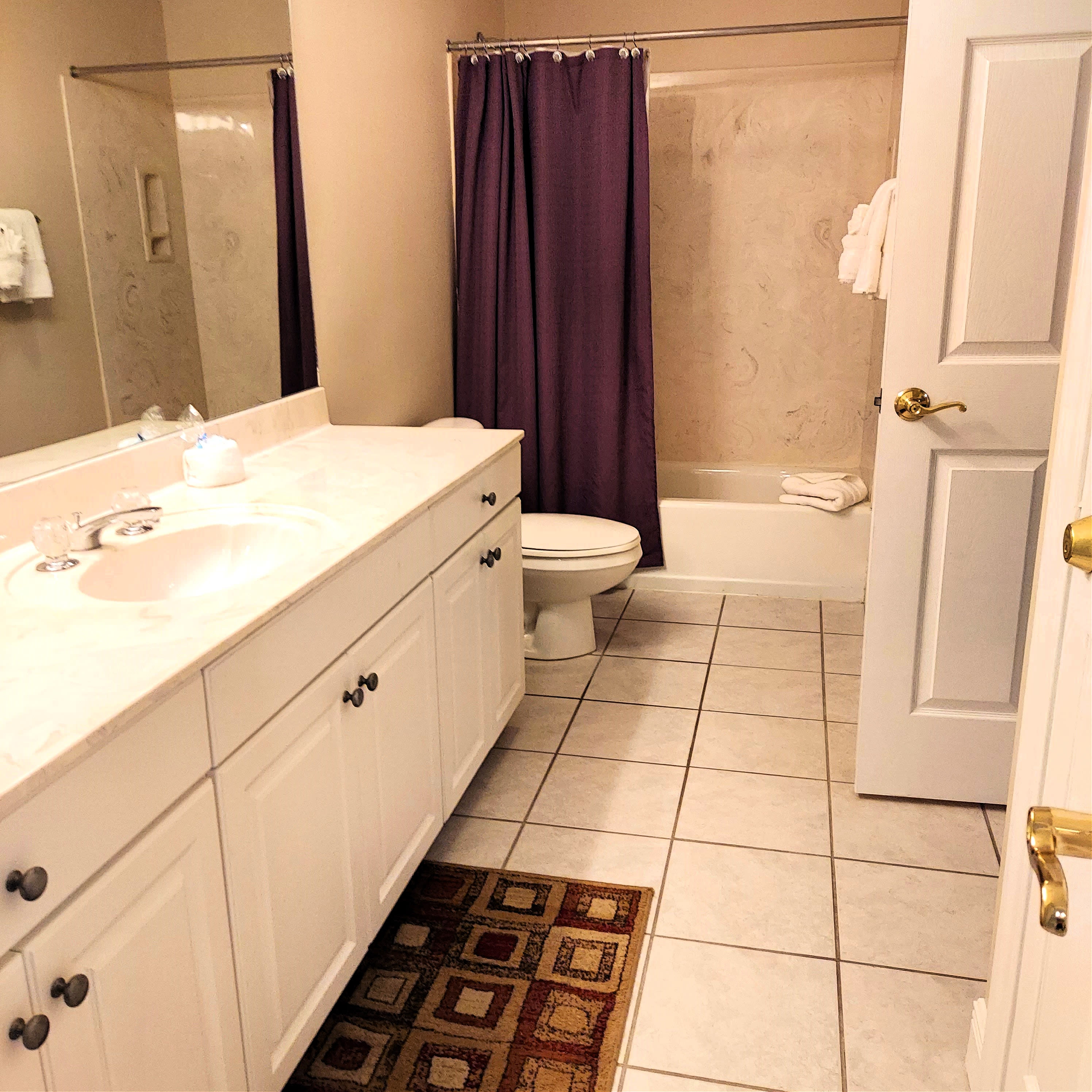 Queen Bedroom Bath with Private and Hall Entry!