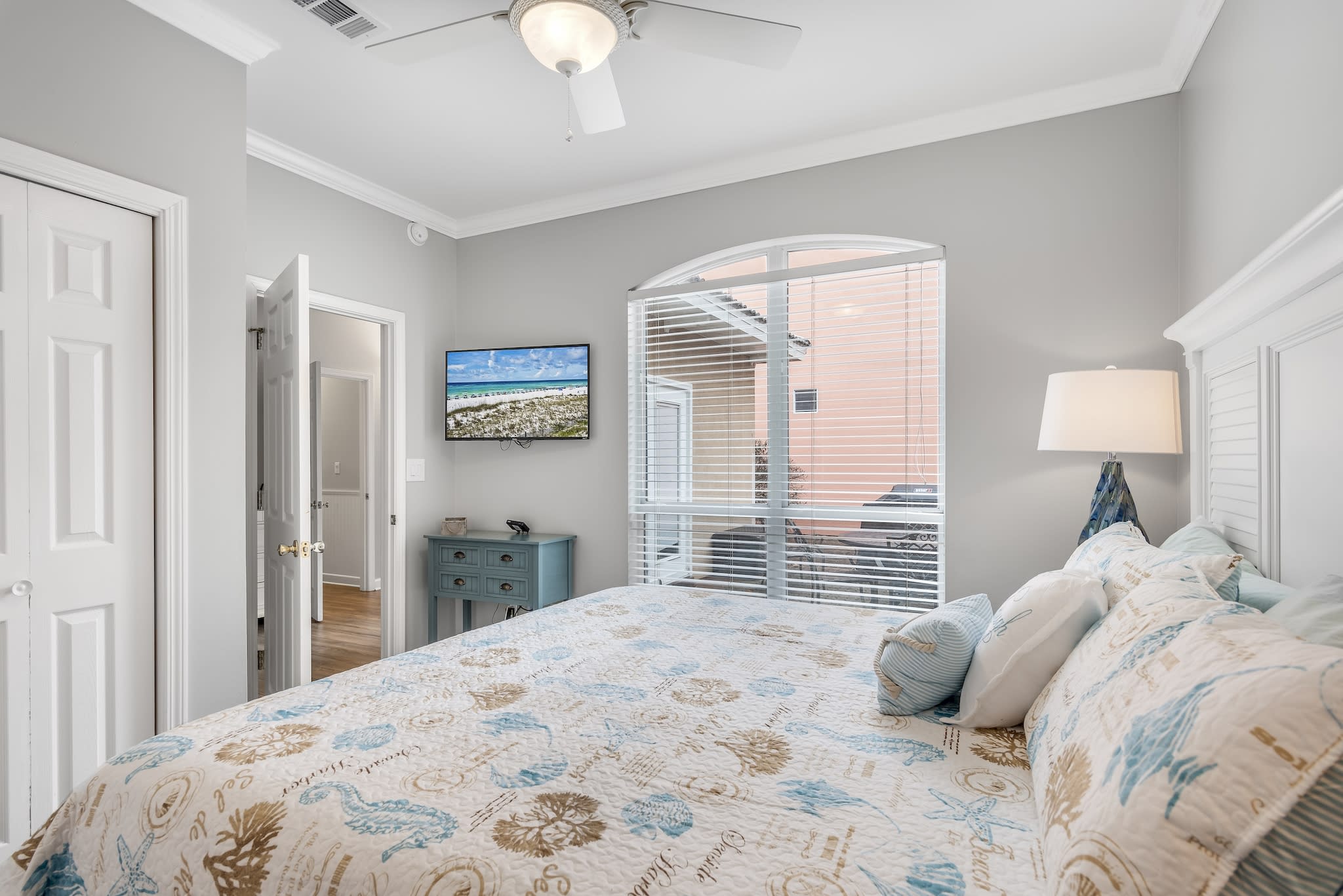 2nd King Bedroom with shared bath