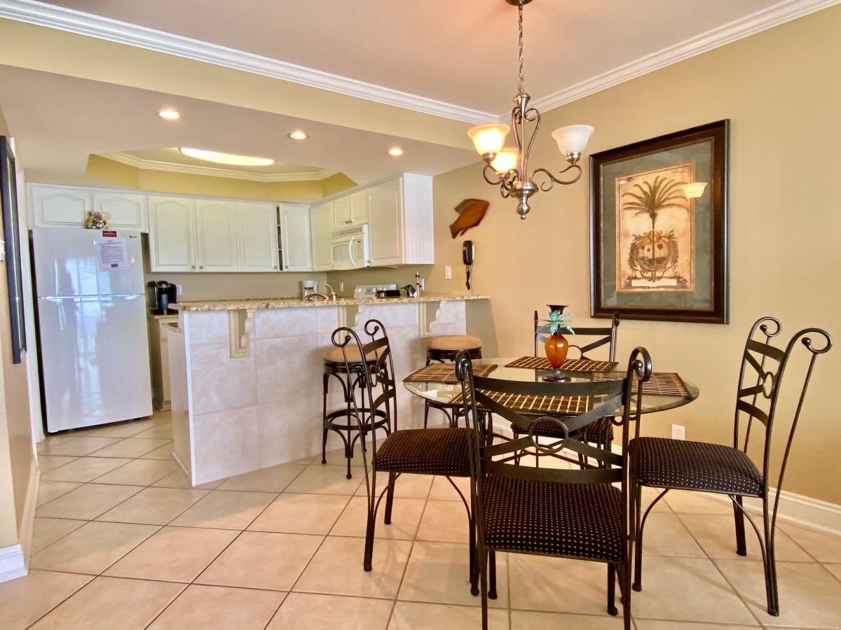 Dining area next to kitchen