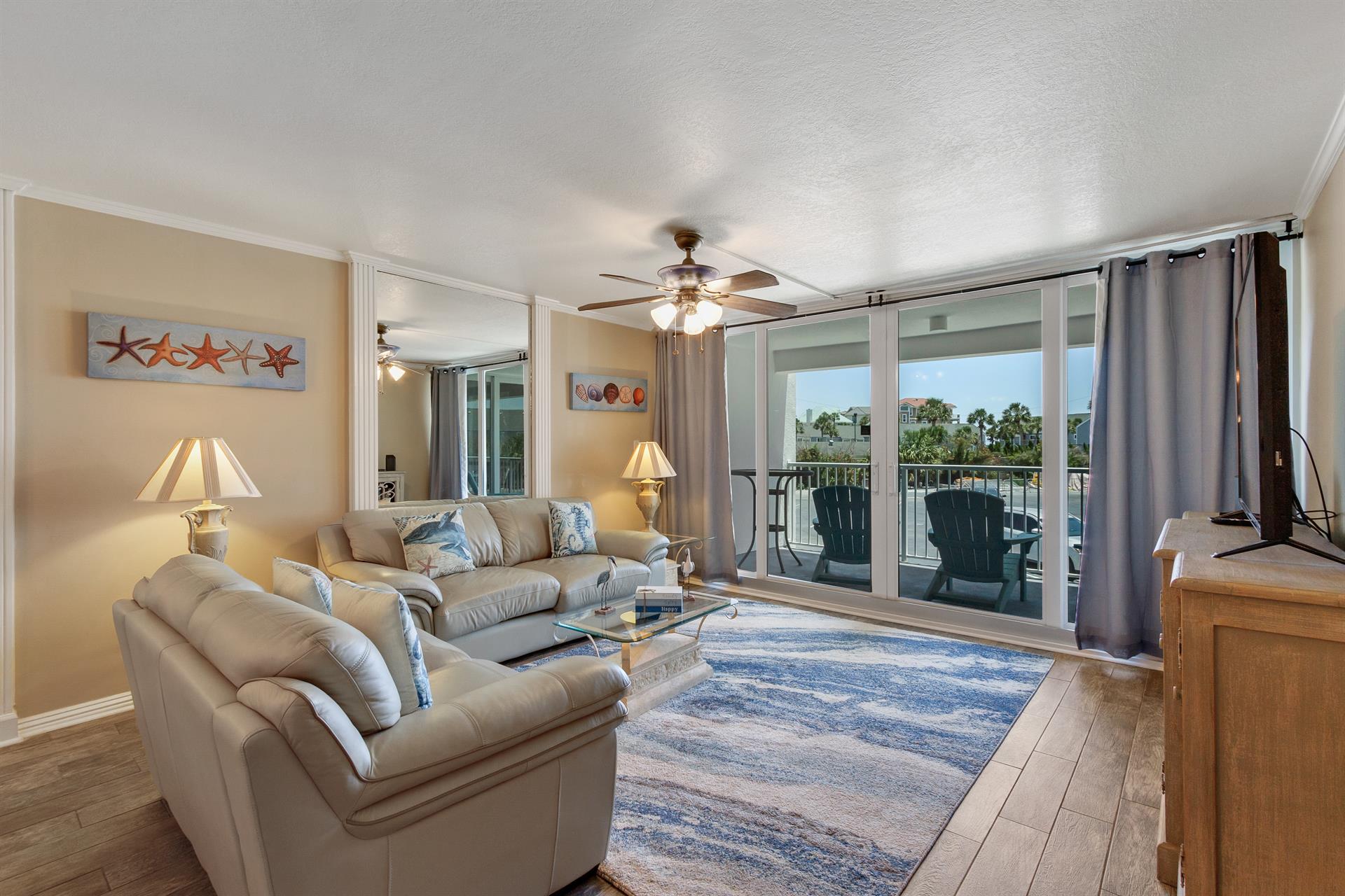 Living room to Balcony