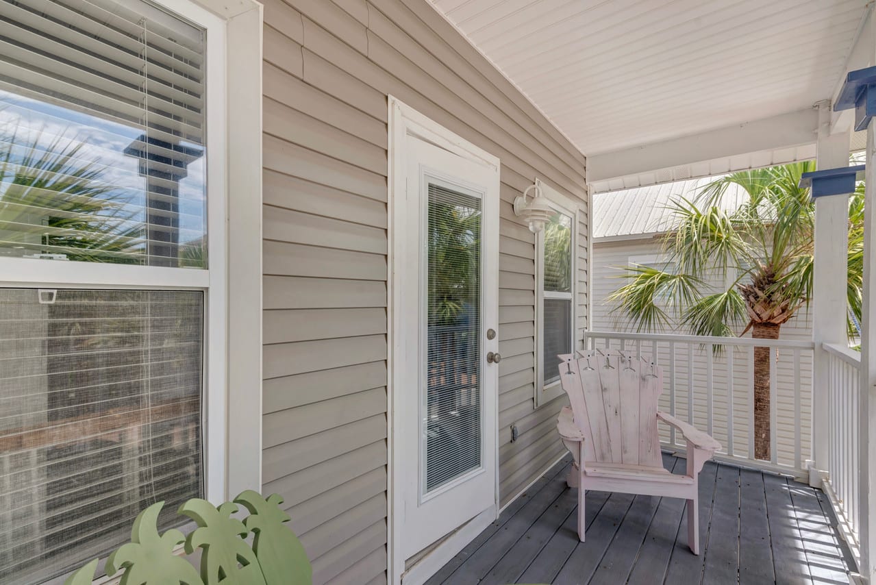 Private balcony for master suite