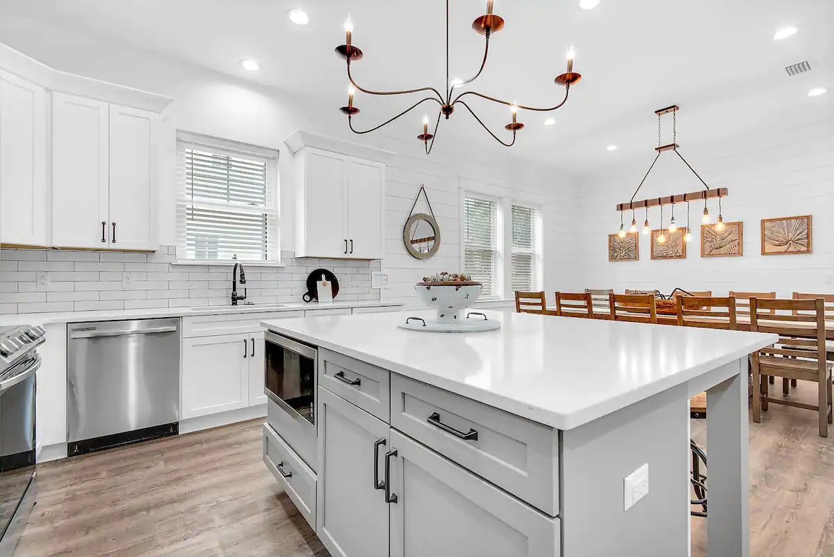 Latitude-10 Beautiful new kitchen with open floor plan, perfect for large groups.