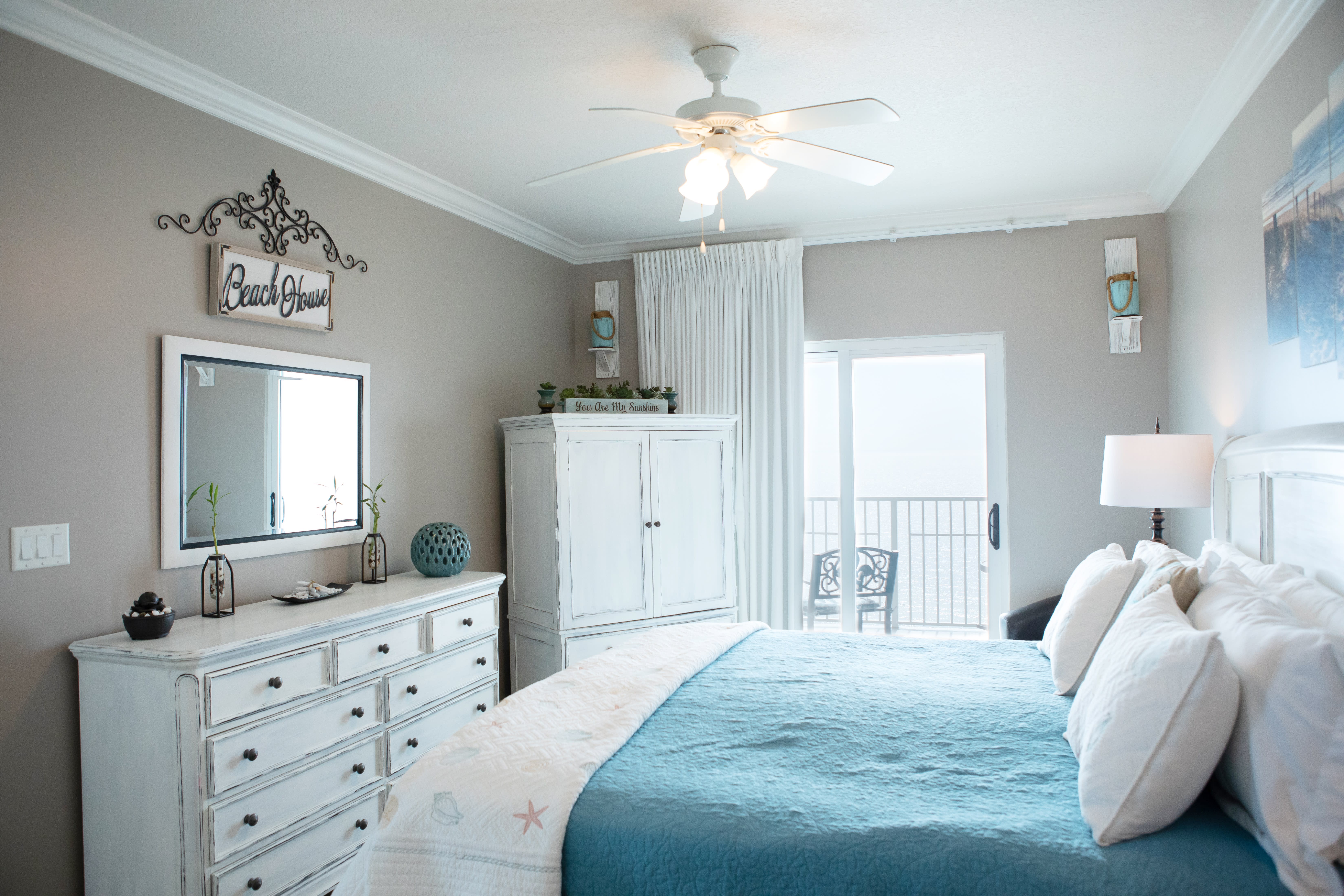 Master Bedroom with King size Bed