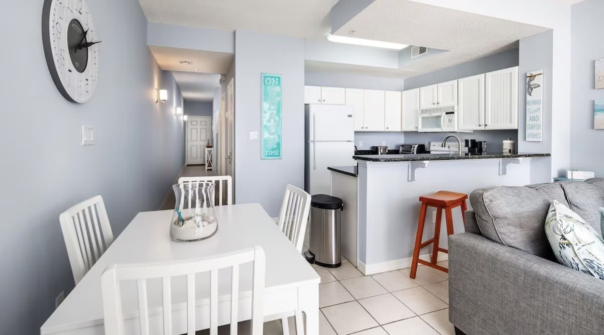 Dinette set off the kitchen area.