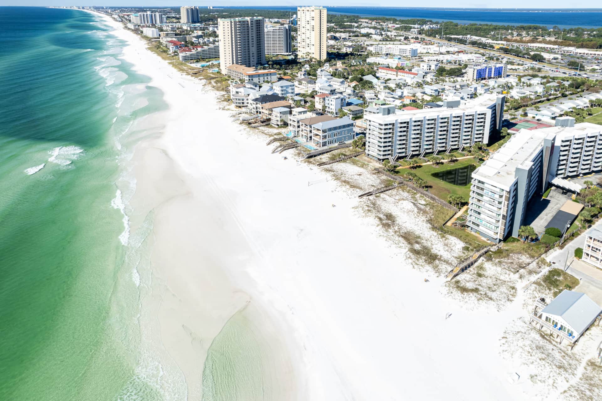 Gated gulf front resort!