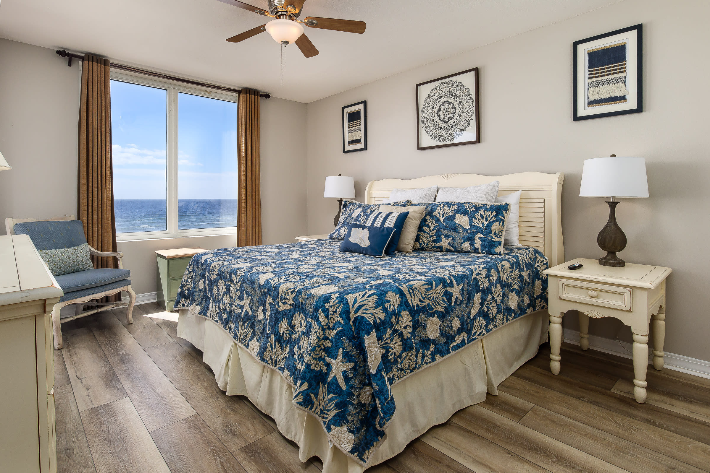 Fall asleep to the sound of ocean waves on a comfortable king sized bed!