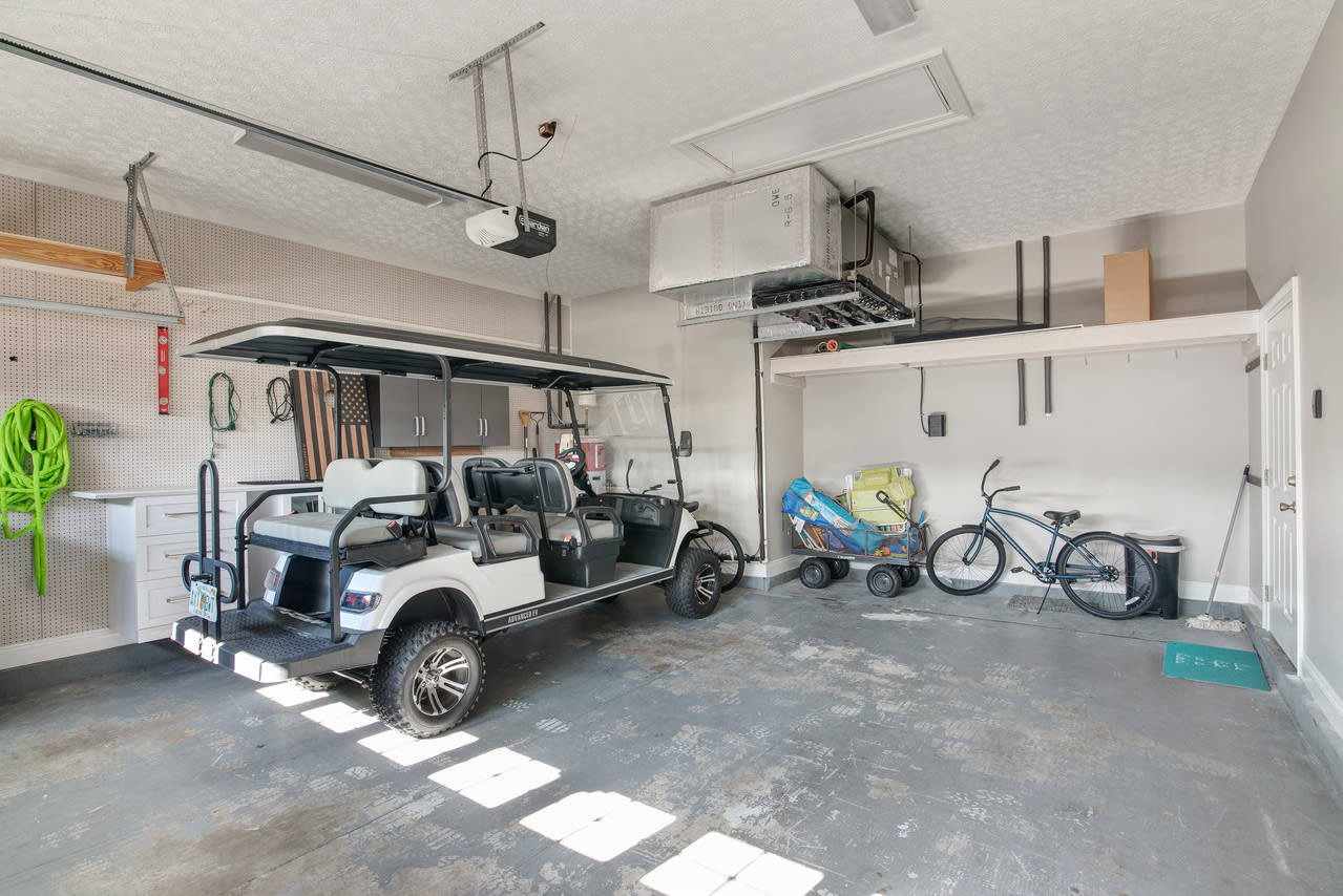 Garage, private golf cart, bikes