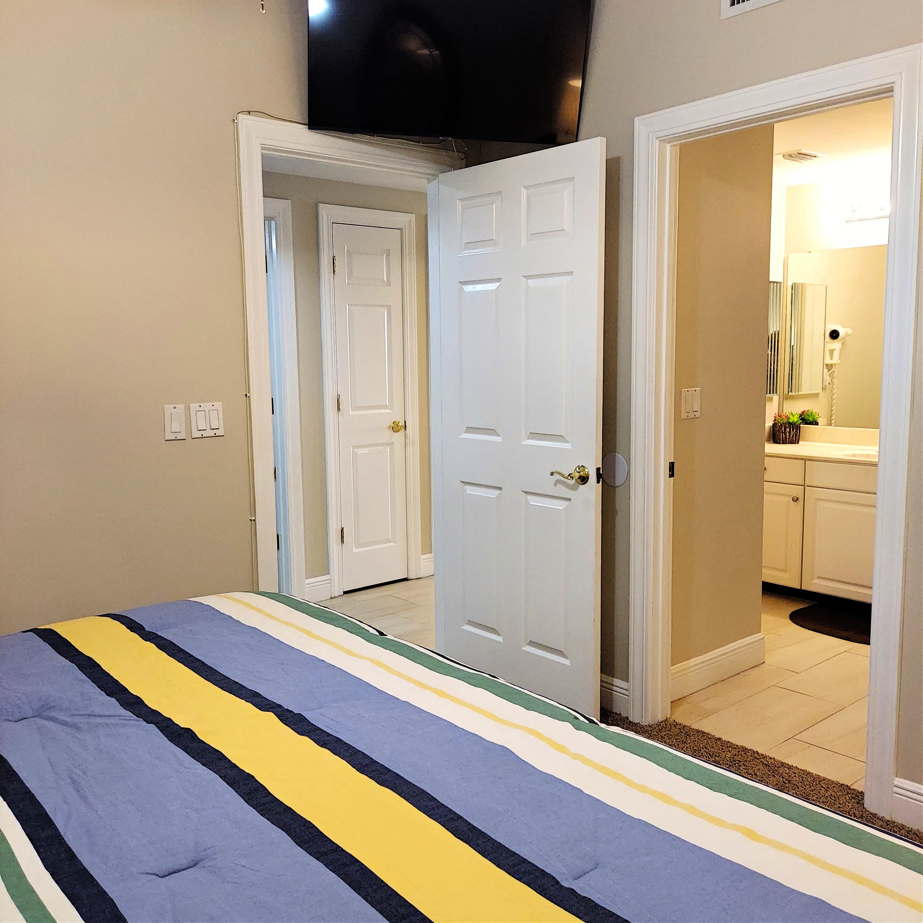 2nd Guest Bedroom TV