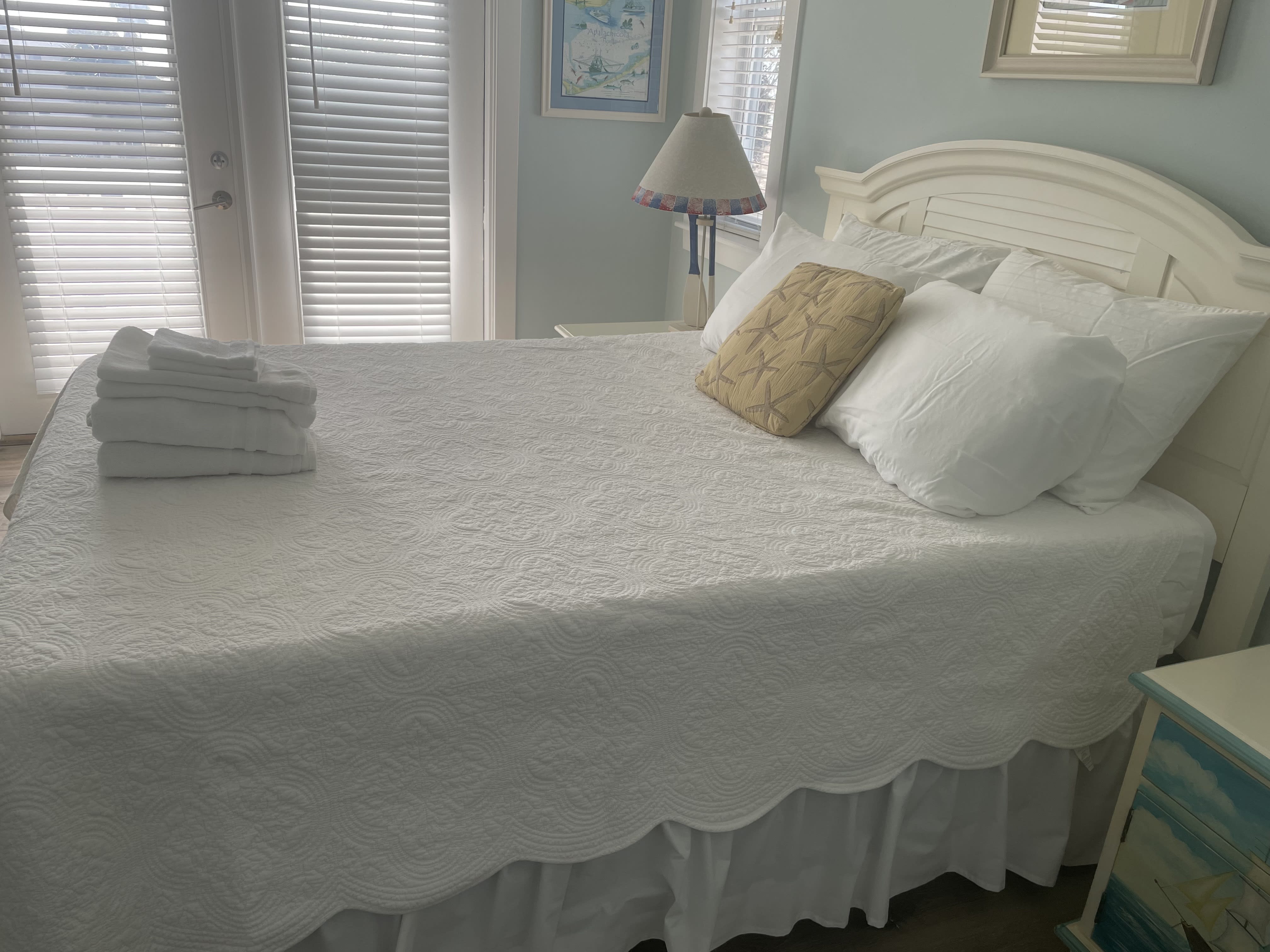 Queen bedroom with  hand painted furniture