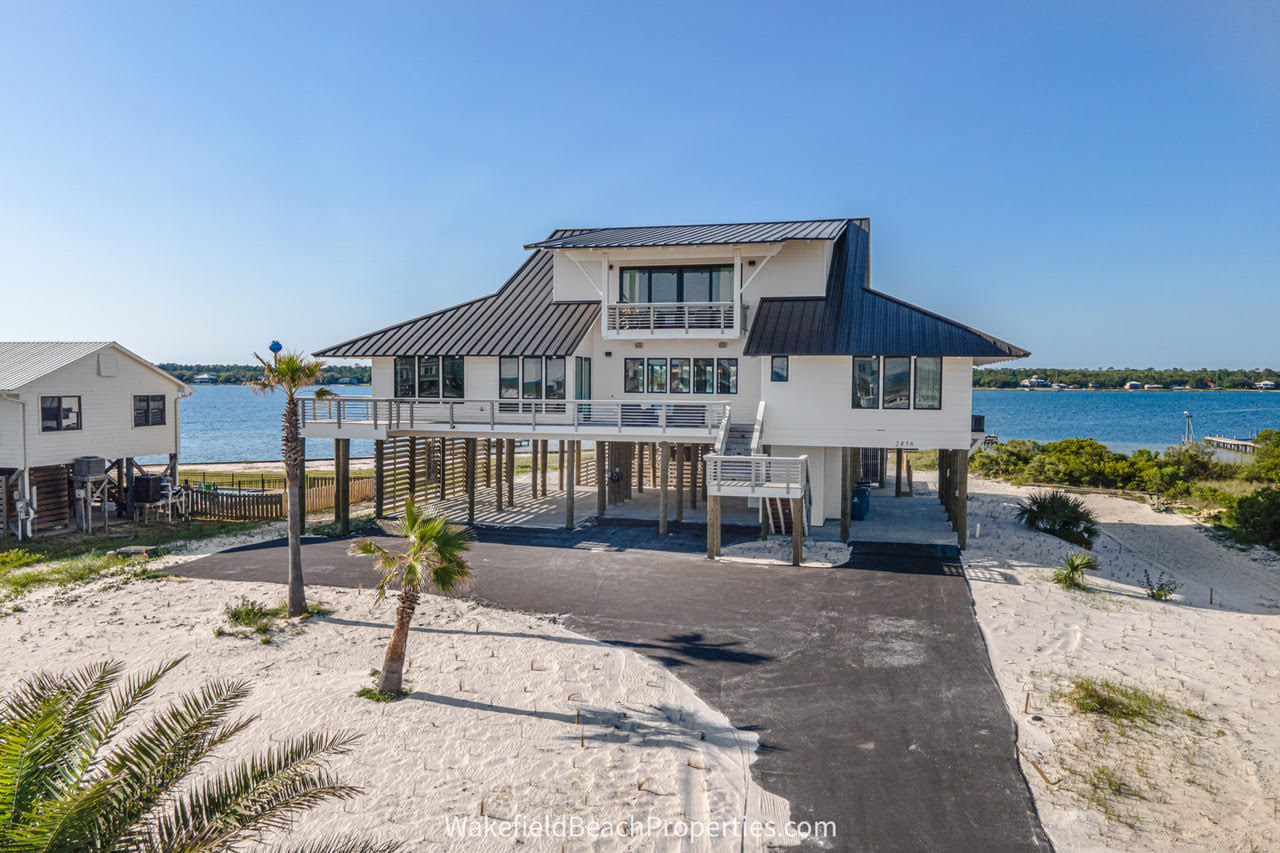 Upscale, Waterfront Home, Beach Access, Pool_24