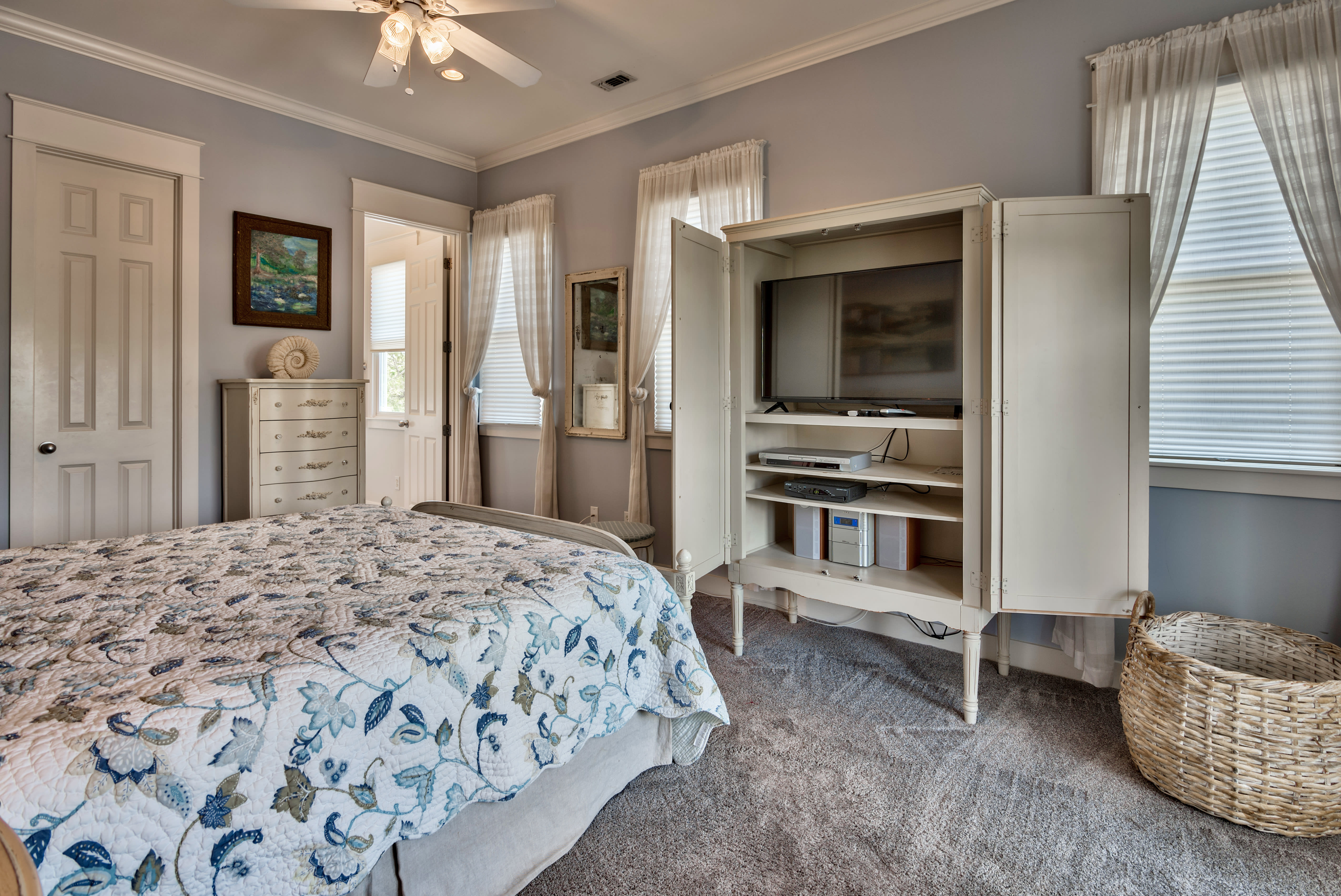 2nd Floor Master Bedroom Suite w/ a private full bathroom &amp; 2 balconies!