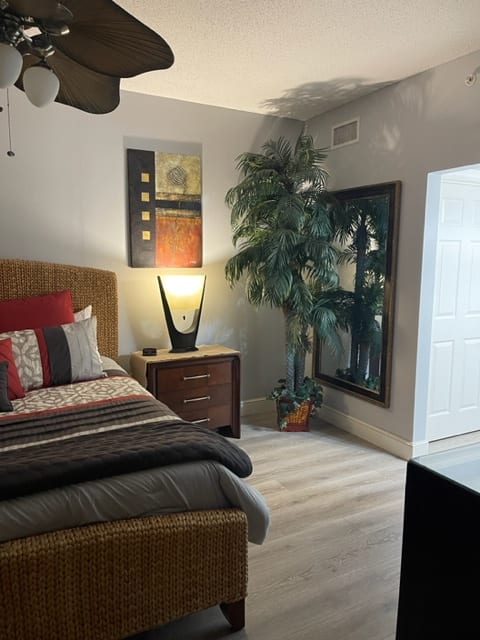 MAJESTIC BEACH RESORT PENTHOUSE_10